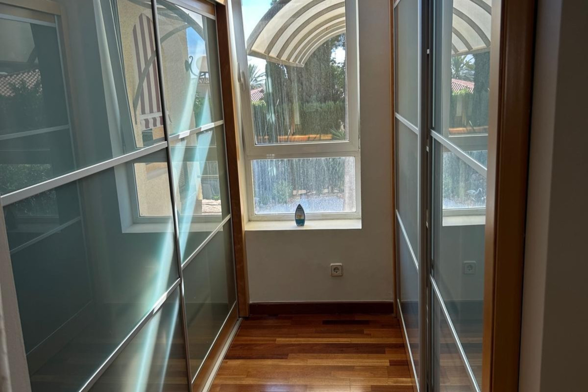 Resale - Villa - Benidorm - Levante
