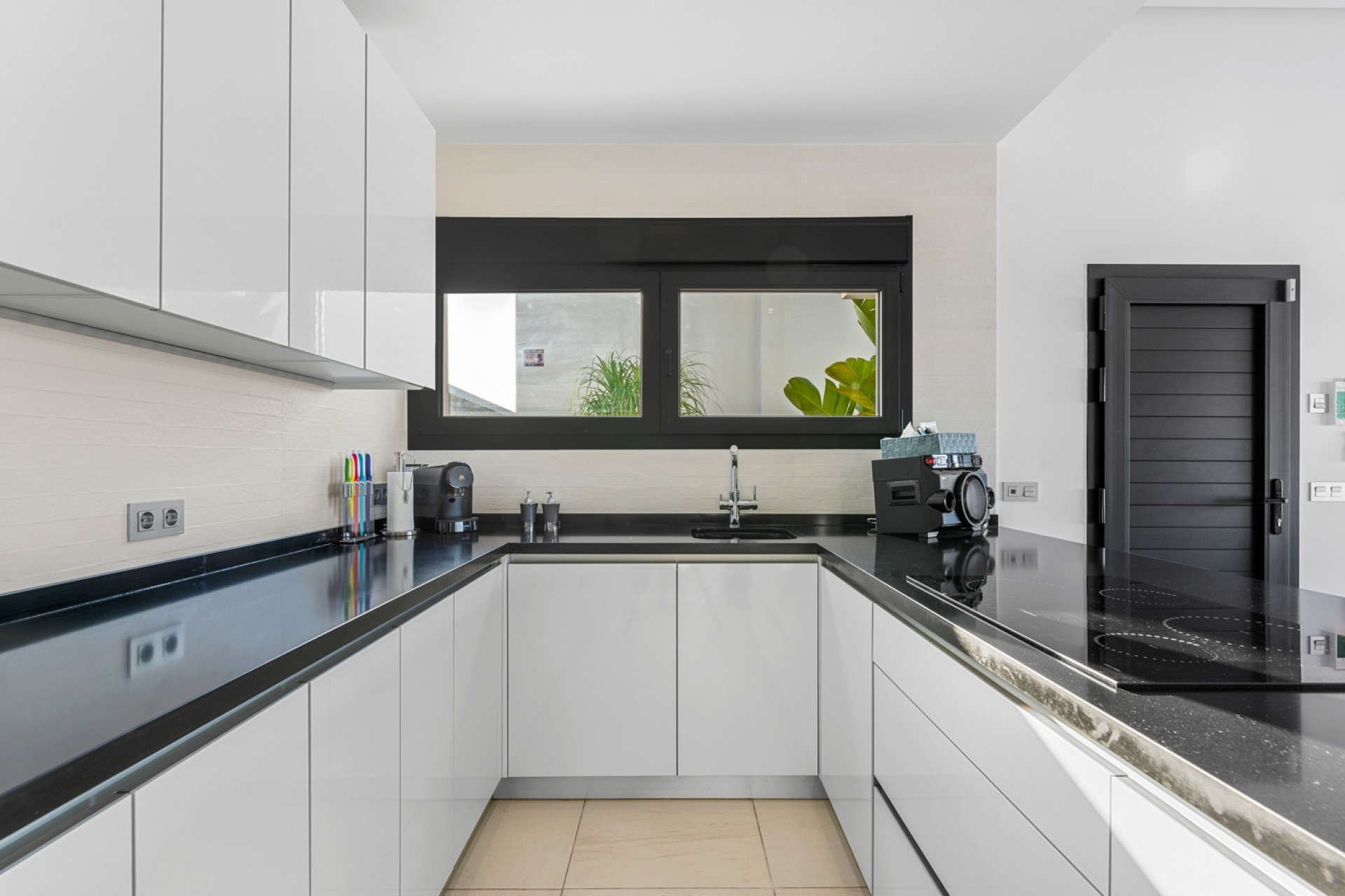 Resale - Villa - Benijofar