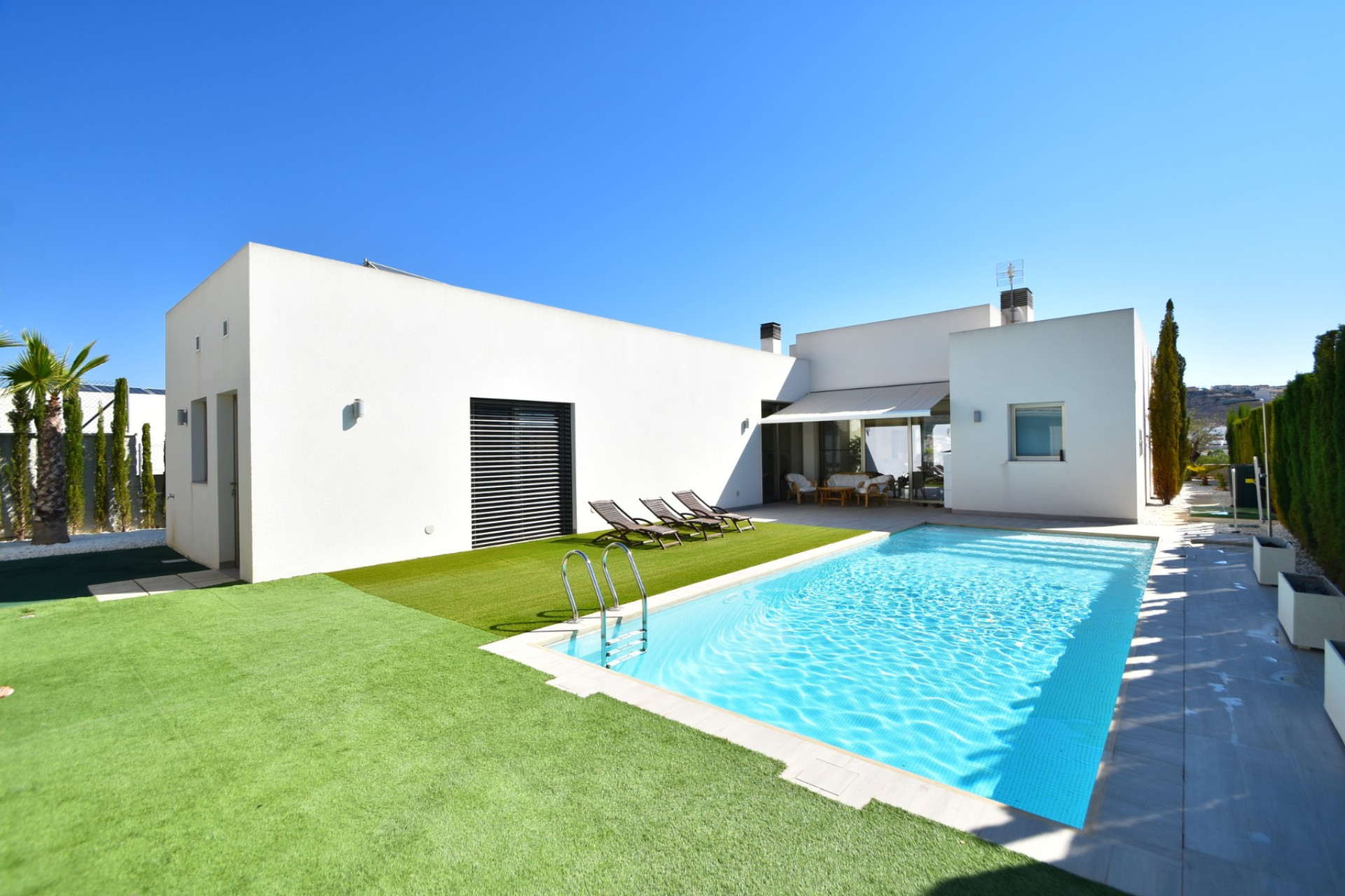 Resale - Villa - Benijofar