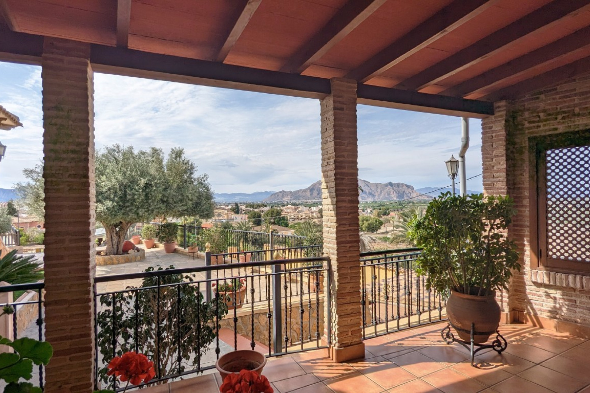 Resale - Villa - Bigastro