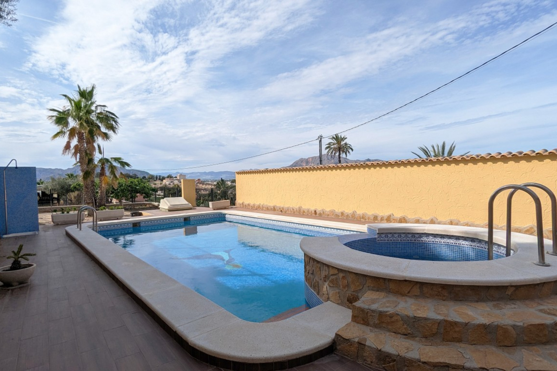 Resale - Villa - Bigastro