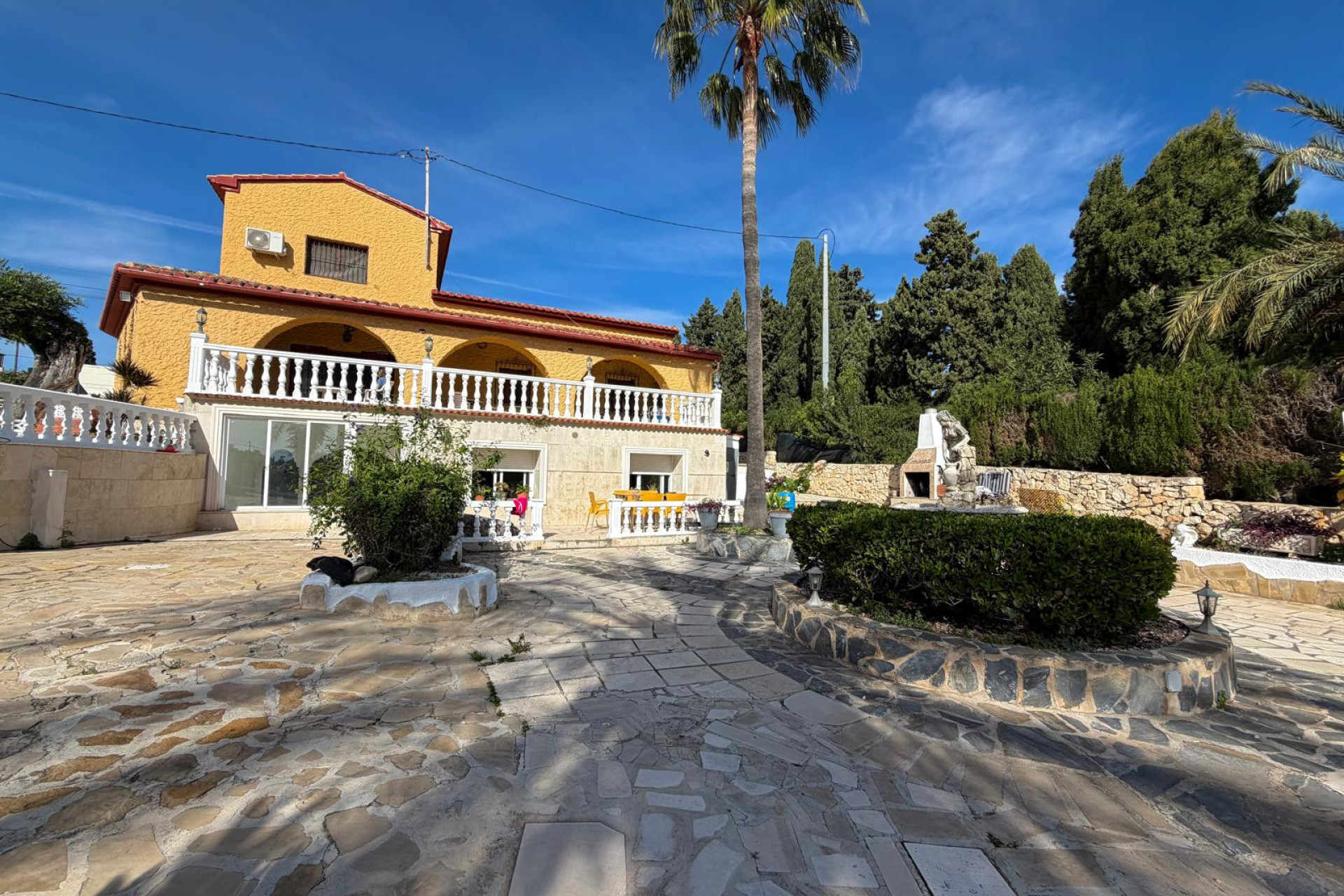 Resale - Villa - Calpe - Zona Playa del Bol - Puerto