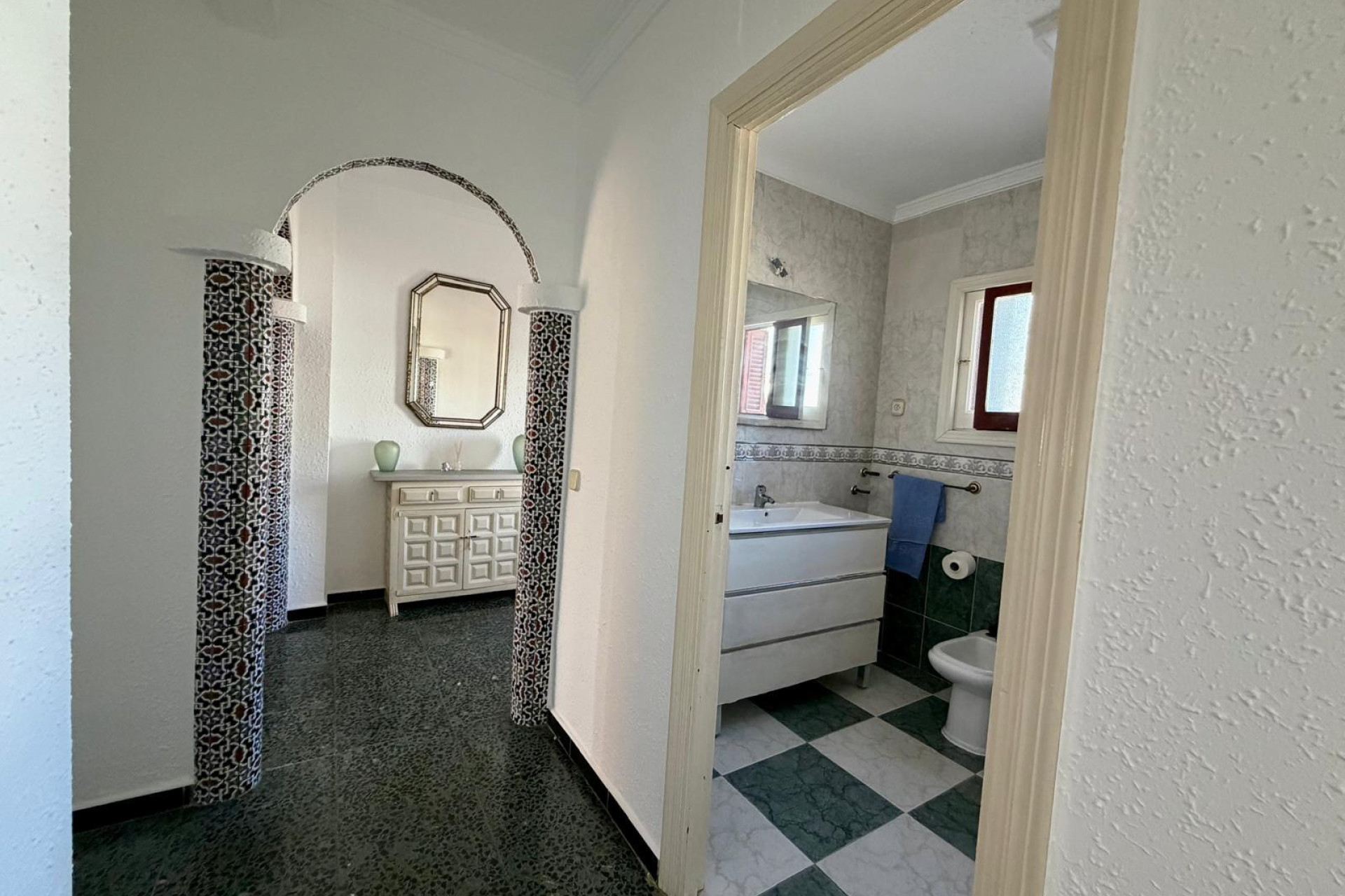 Resale - Villa - Calpe - Zona Playa del Bol - Puerto