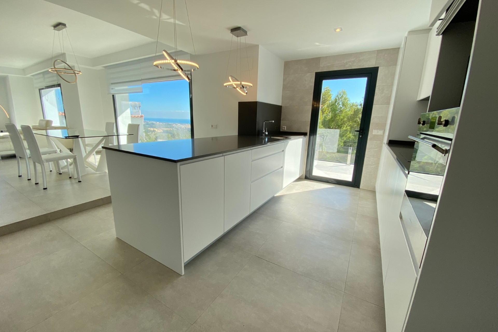 Resale - Villa - Calpe