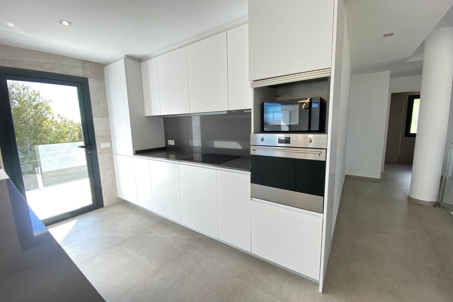 Resale - Villa - Calpe