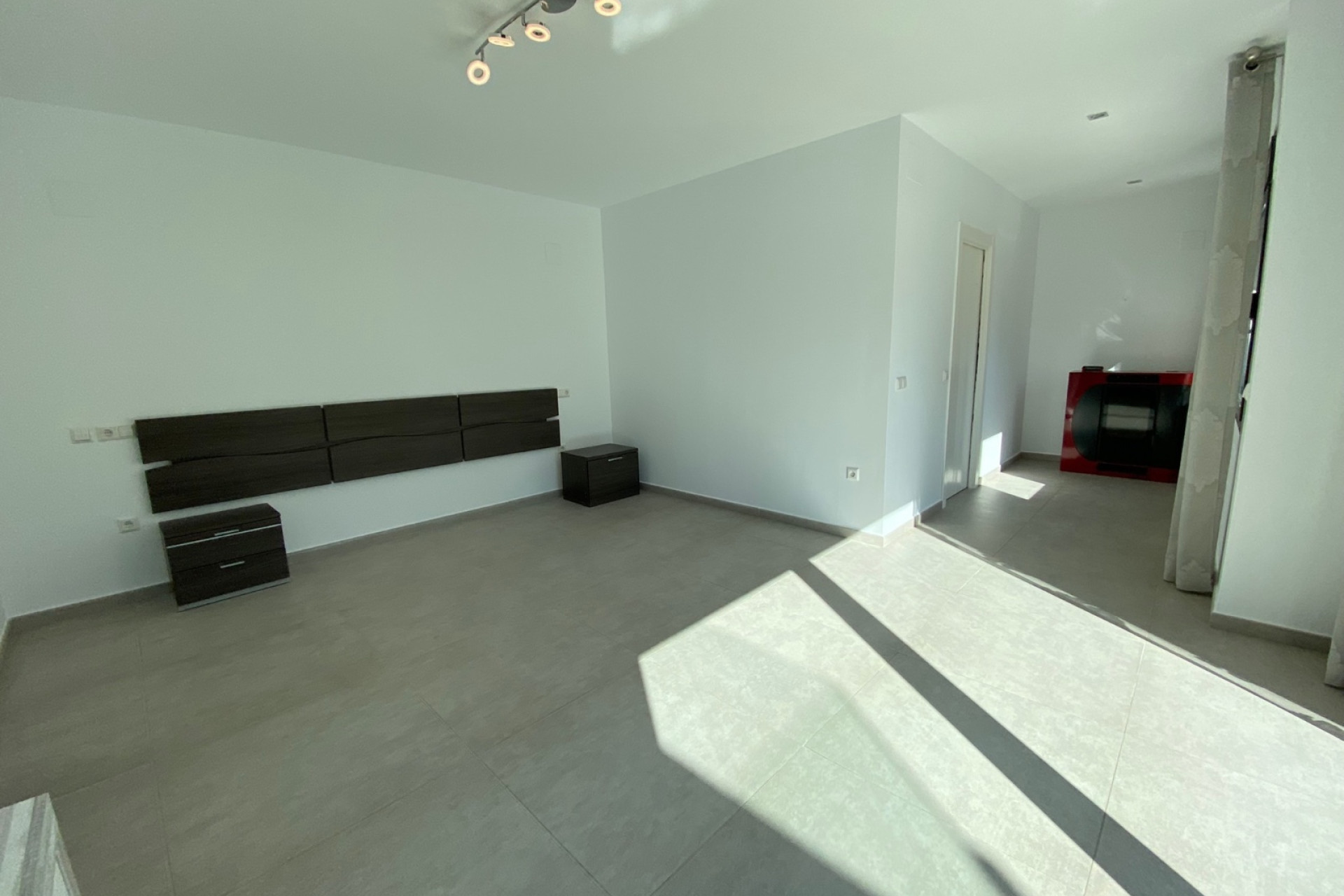 Resale - Villa - Calpe