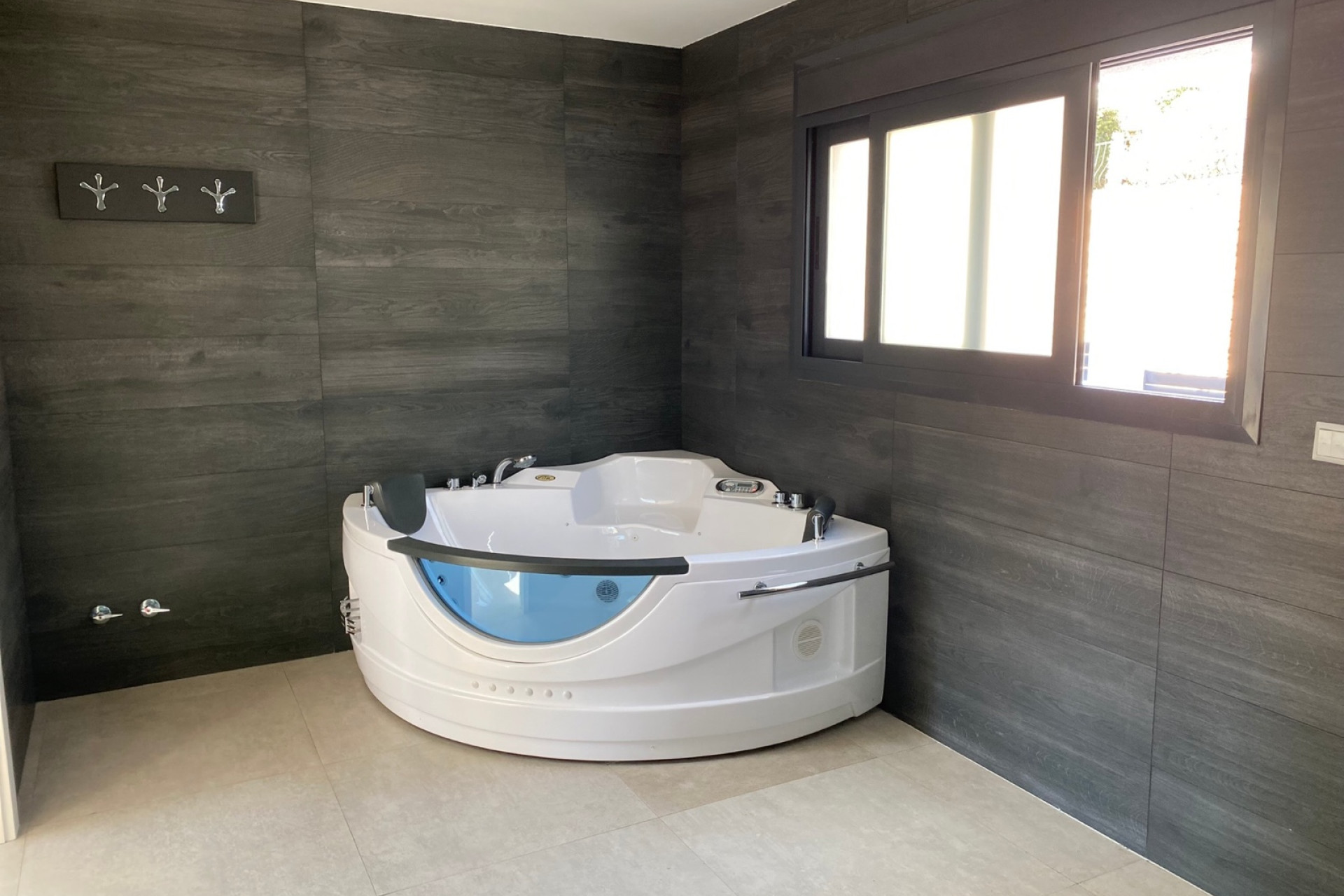 Resale - Villa - Calpe