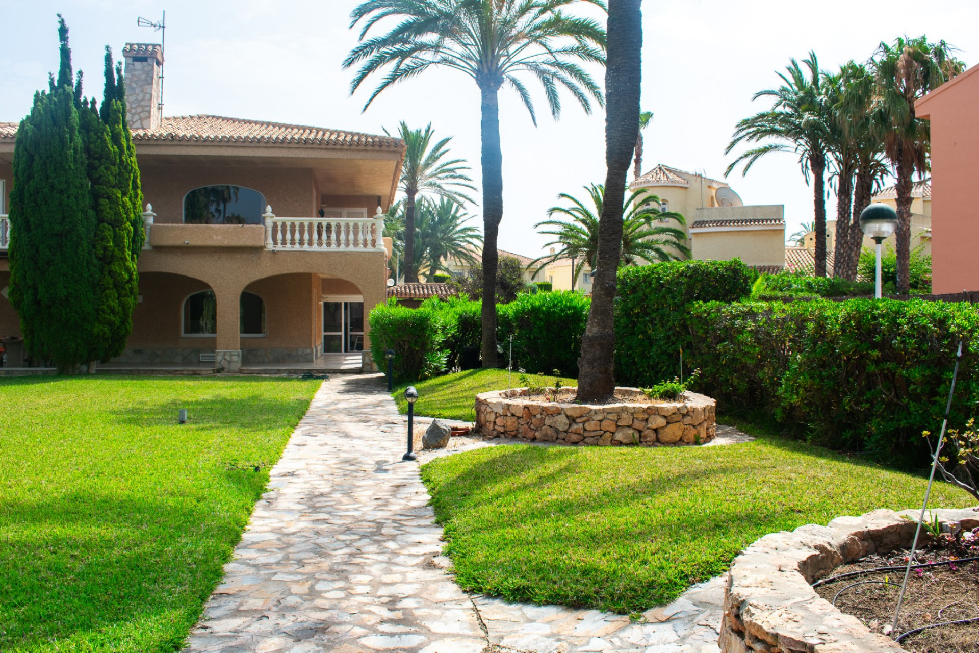 Resale - Villa - Cartagena - La Manga del Mar Menor
