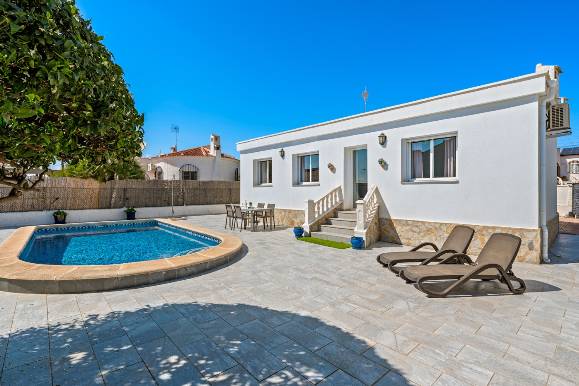 Resale - Villa - Ciudad Quesada