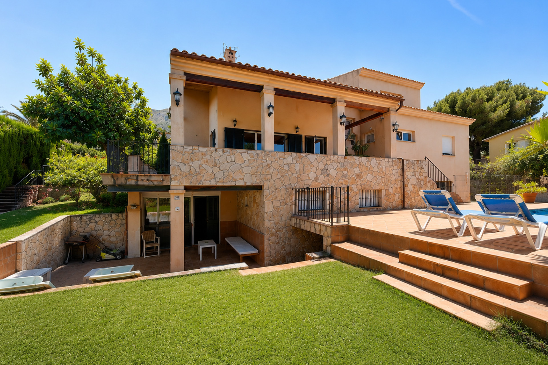 Resale - Villa - Denia - Montgó