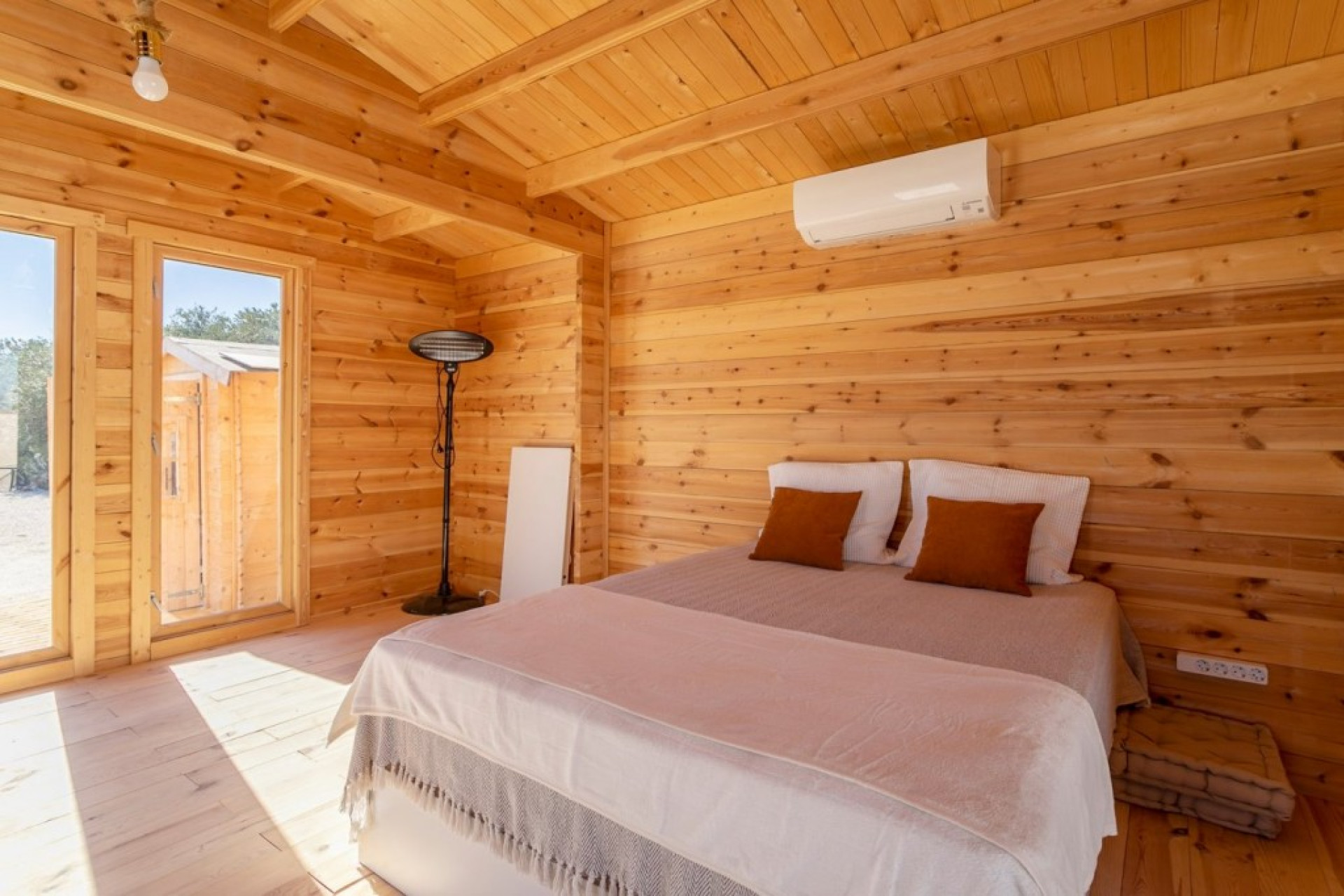 Resale - Villa - El Mudamiento