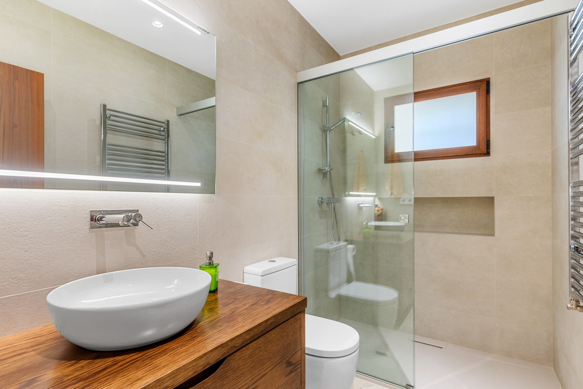 Resale - Villa - Elche