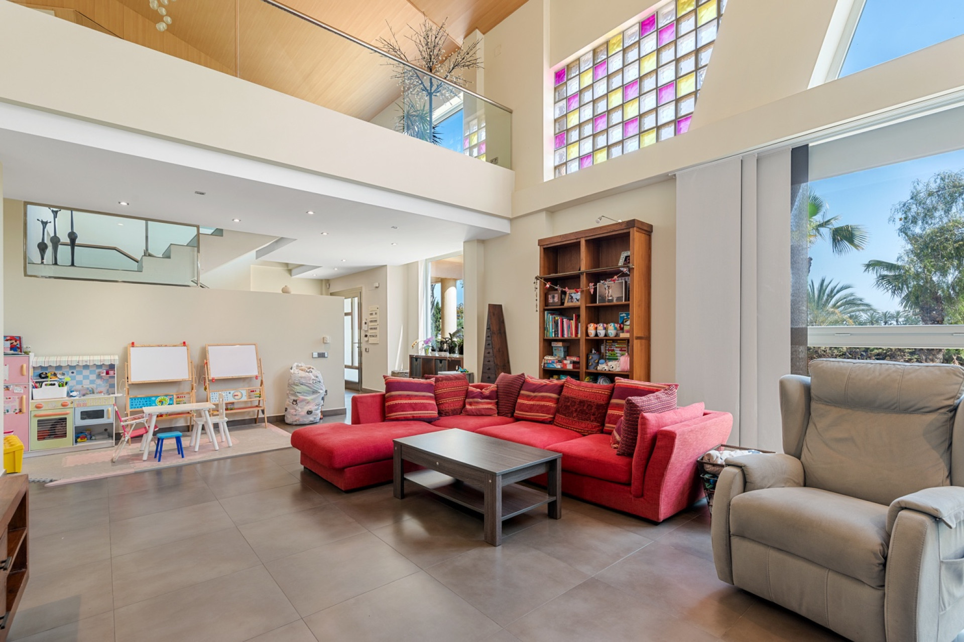 Resale - Villa - Elche