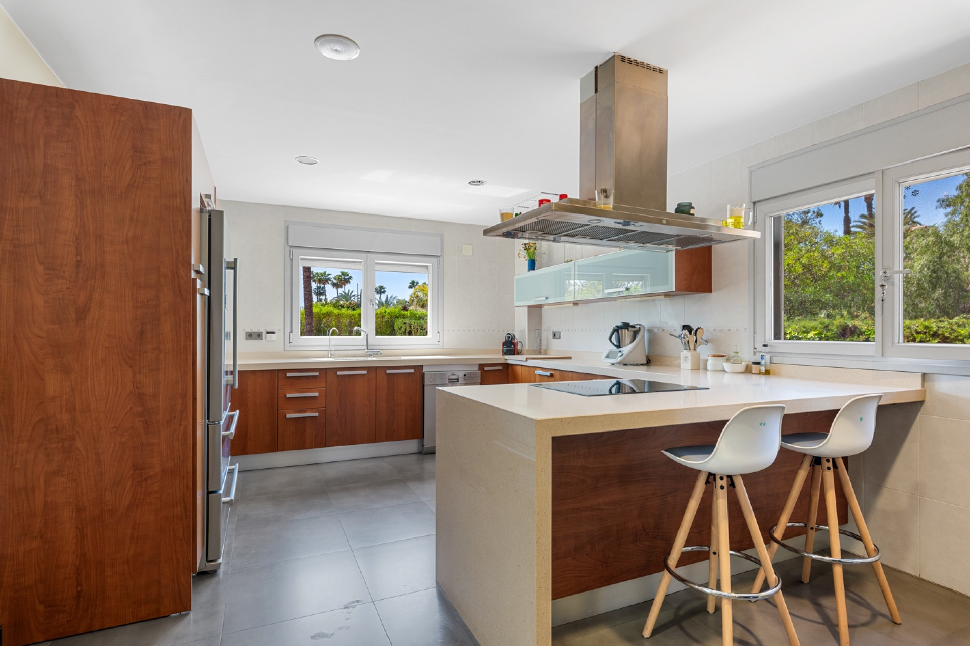 Resale - Villa - Elche