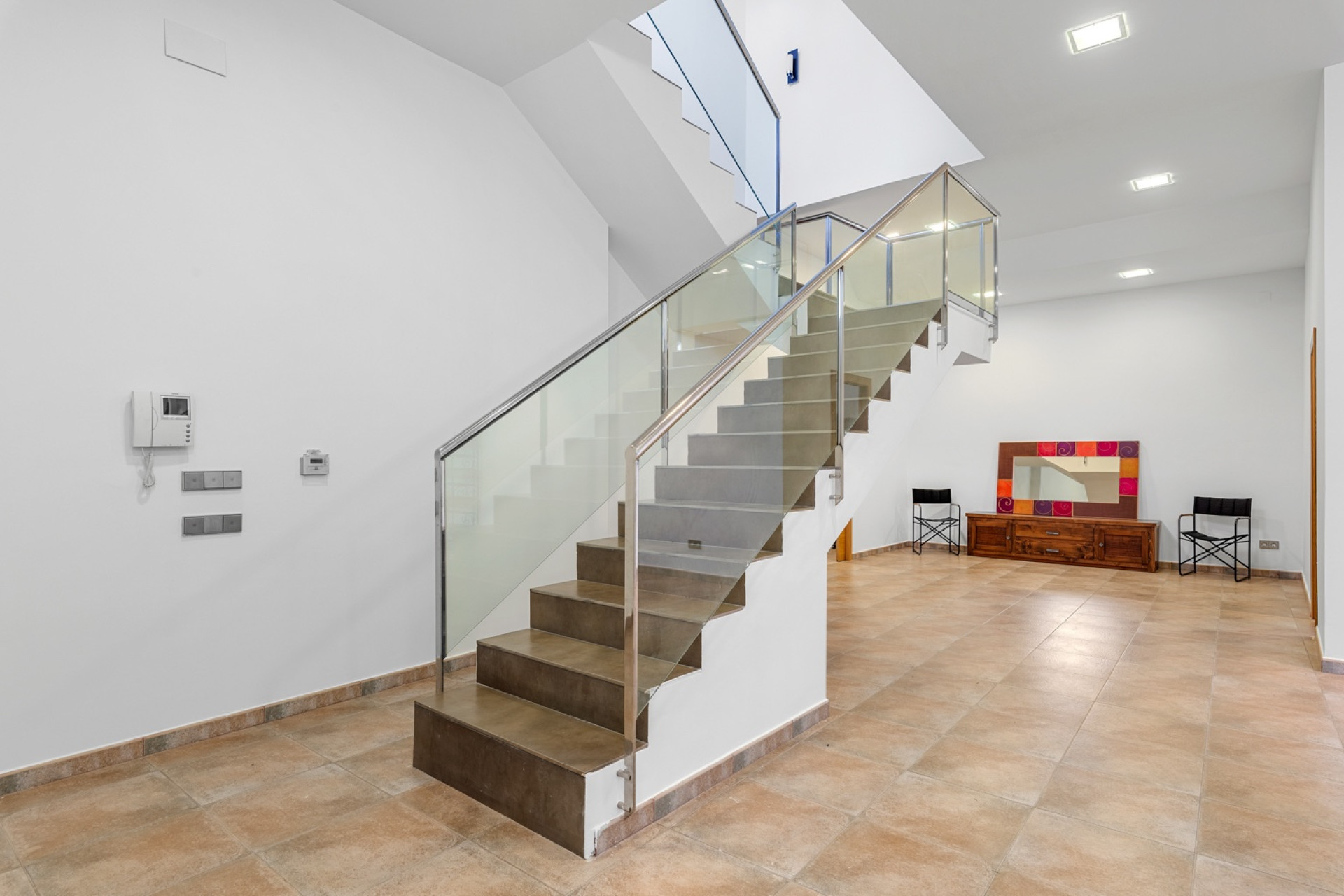 Resale - Villa - Elche