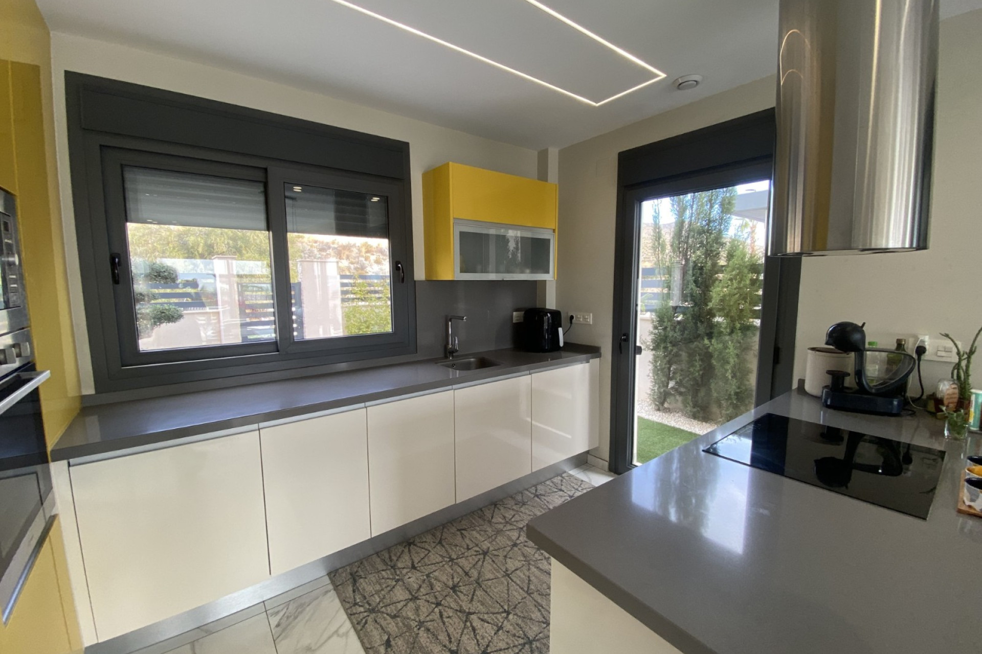 Resale - Villa - Finestrat - Finestrat Urbanizaciones