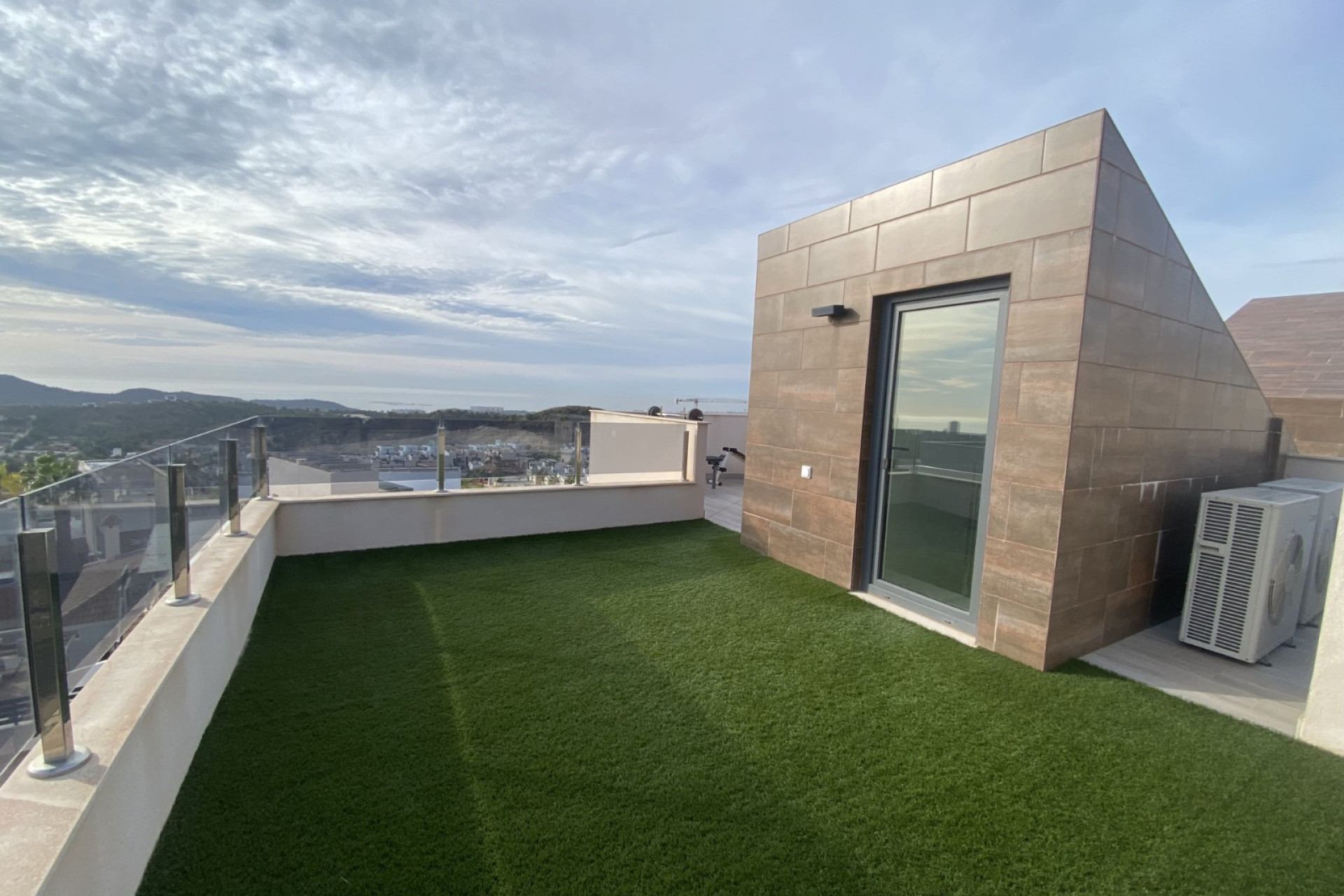Resale - Villa - Finestrat - Finestrat Urbanizaciones