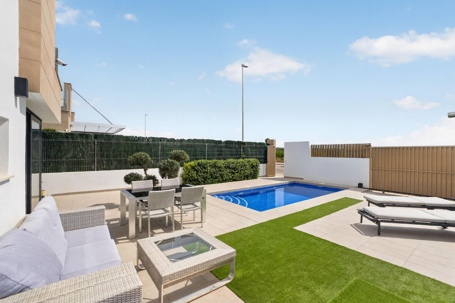 Resale - Villa - Guardamar del Segura - EL RASO
