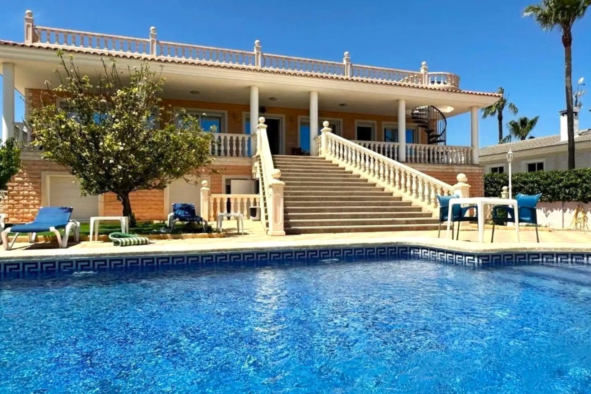 Resale - Villa - L'alfas Del Pi - Alfas del Pí