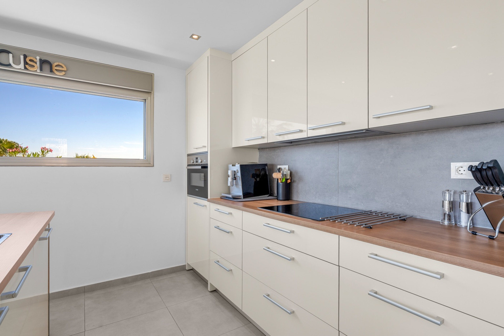 Resale - Villa - La Marina