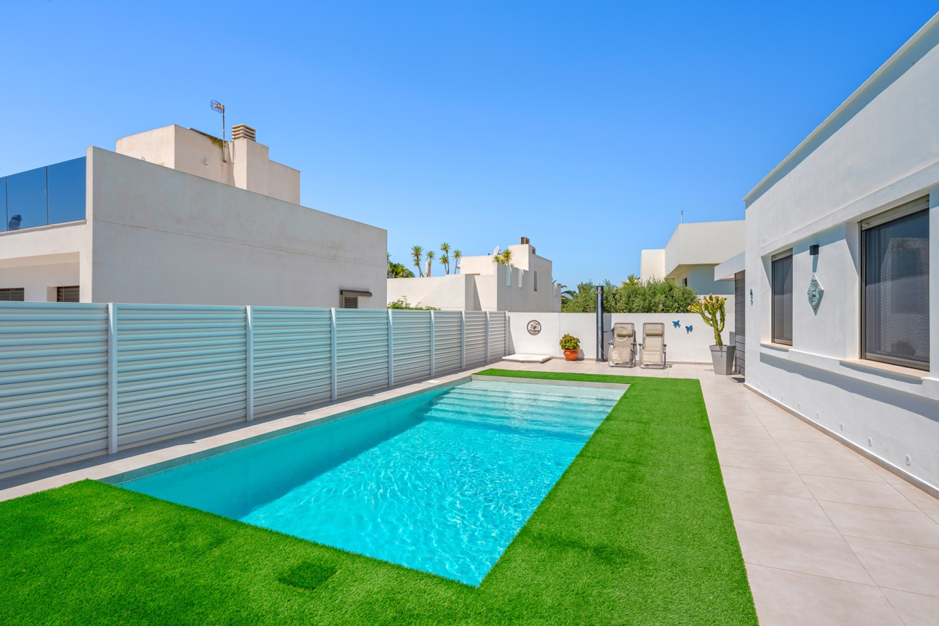 Resale - Villa - La Marina