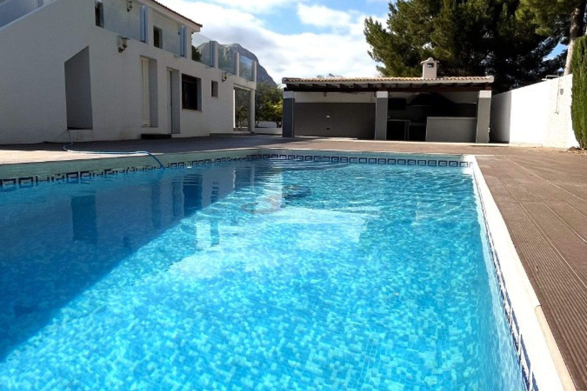 Resale - Villa - La Nucía