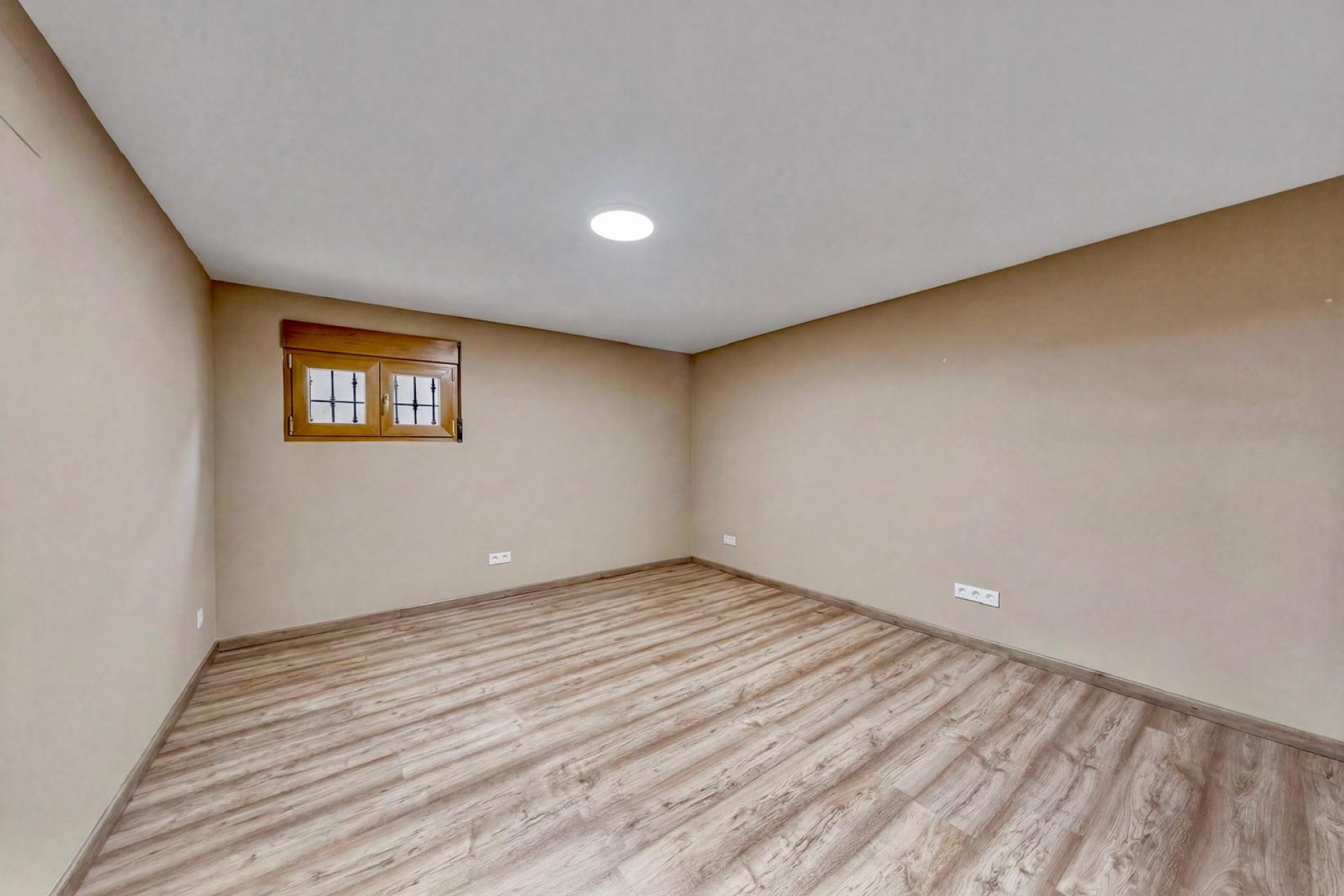 Resale - Villa - La Nucía