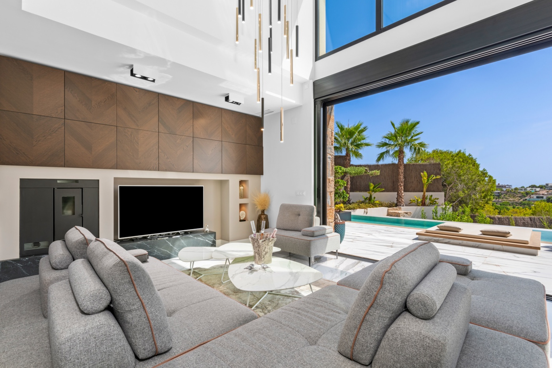 Resale - Villa - Las Colinas Golf Resort - Las Colinas Golf