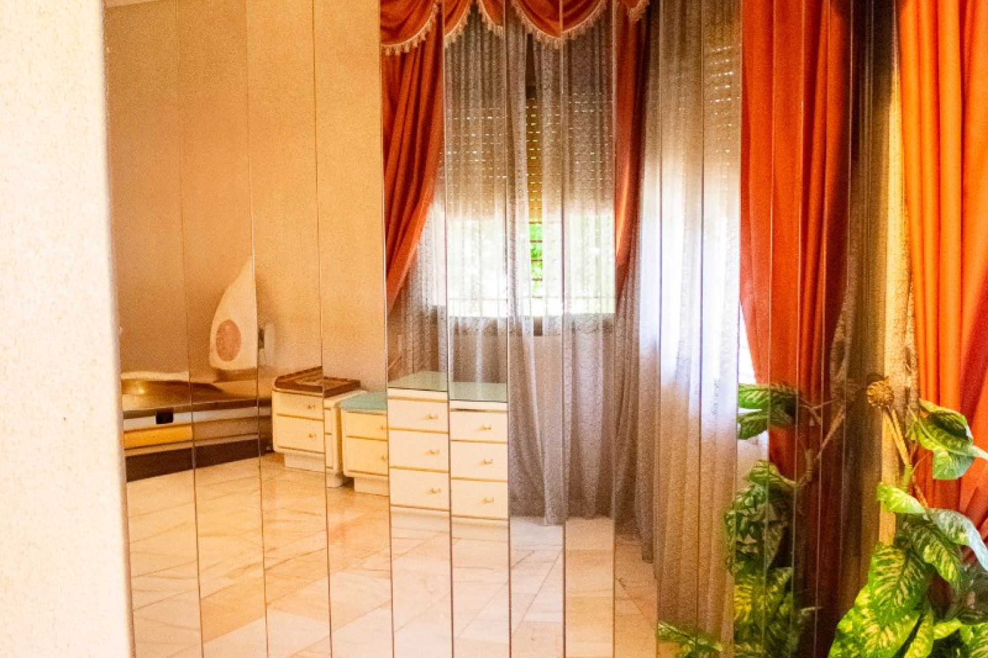 Resale - Villa - Llano de brujas
