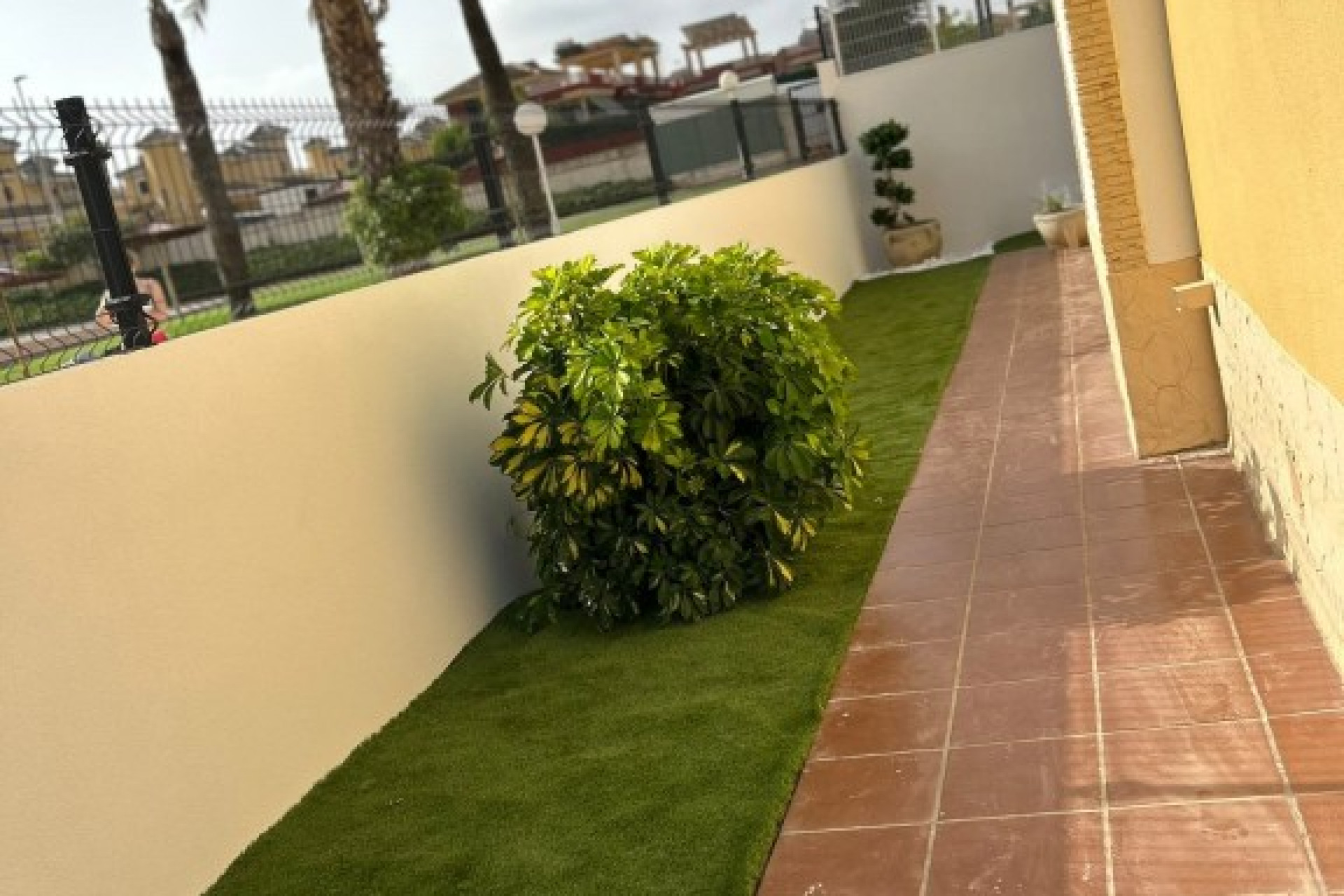 Resale - Villa - Lo Crispin