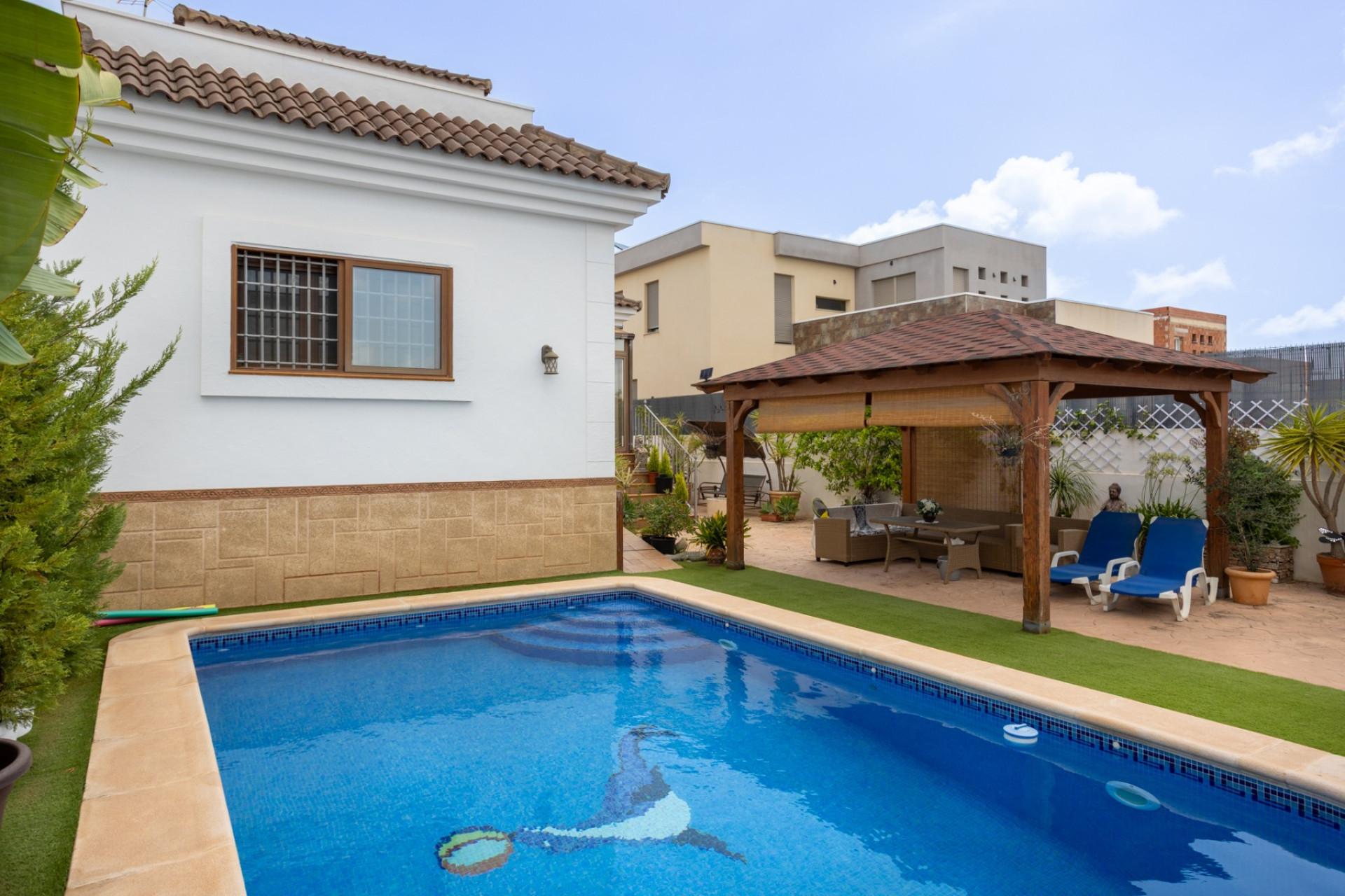 Resale - Villa - Los Montesinos - La Herrada