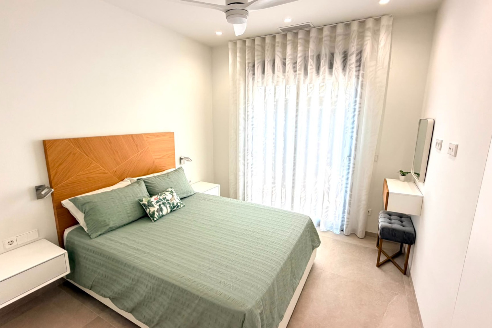 Resale - Villa - Los Montesinos - La Herrada
