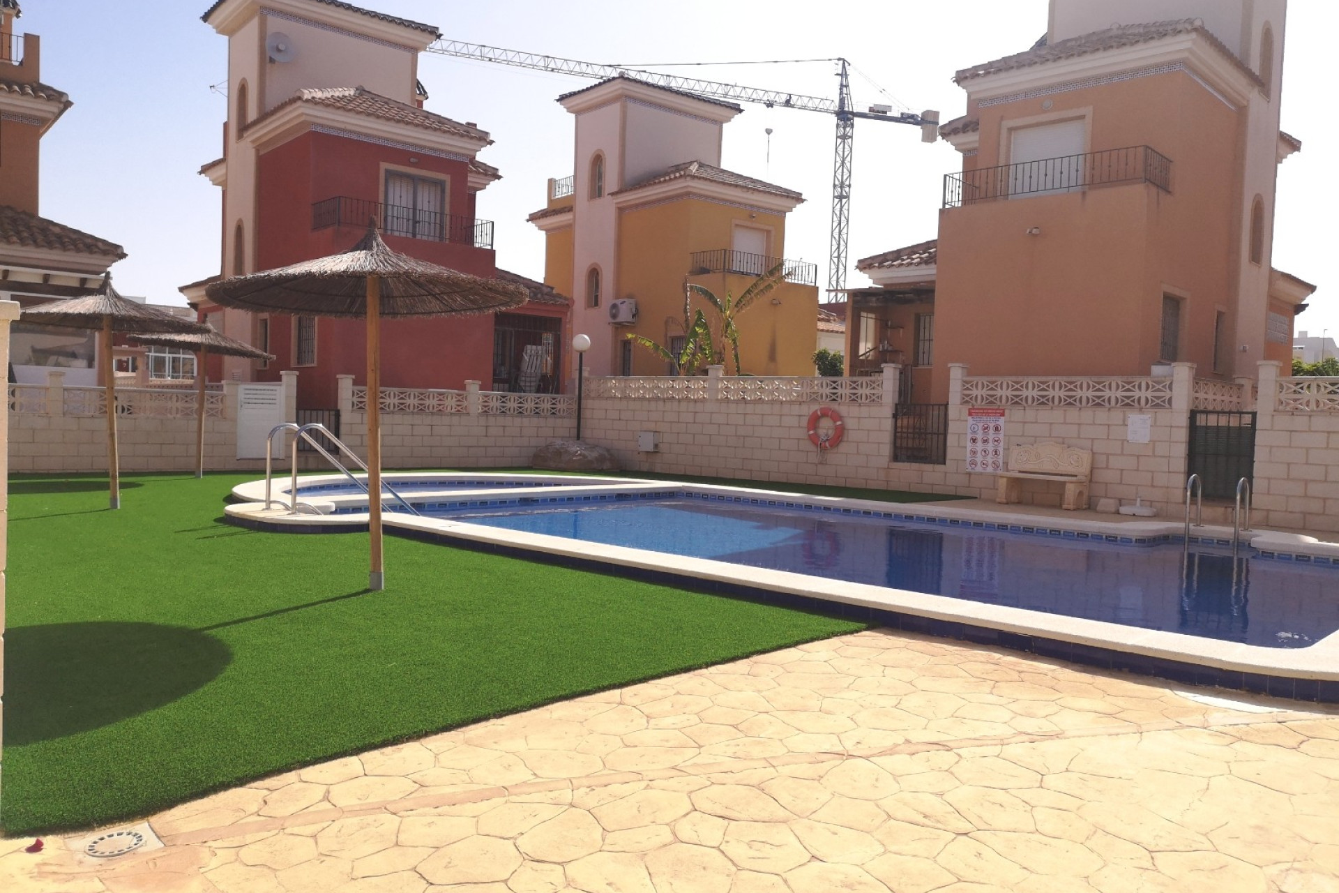 Resale - Villa - Los Montesinos - La Herrada