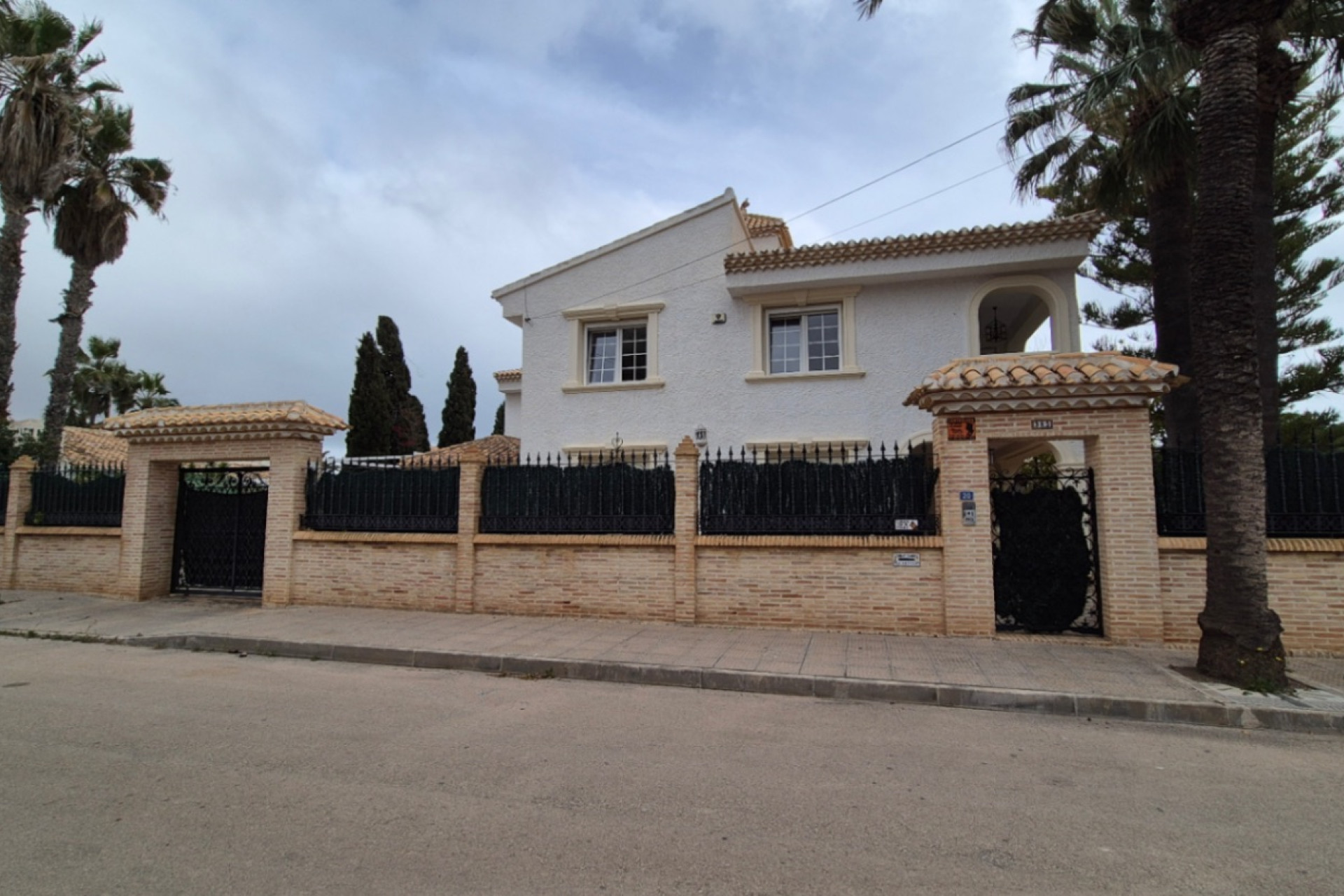 Resale - Villa - Orihuela - Costa Blanca Sur