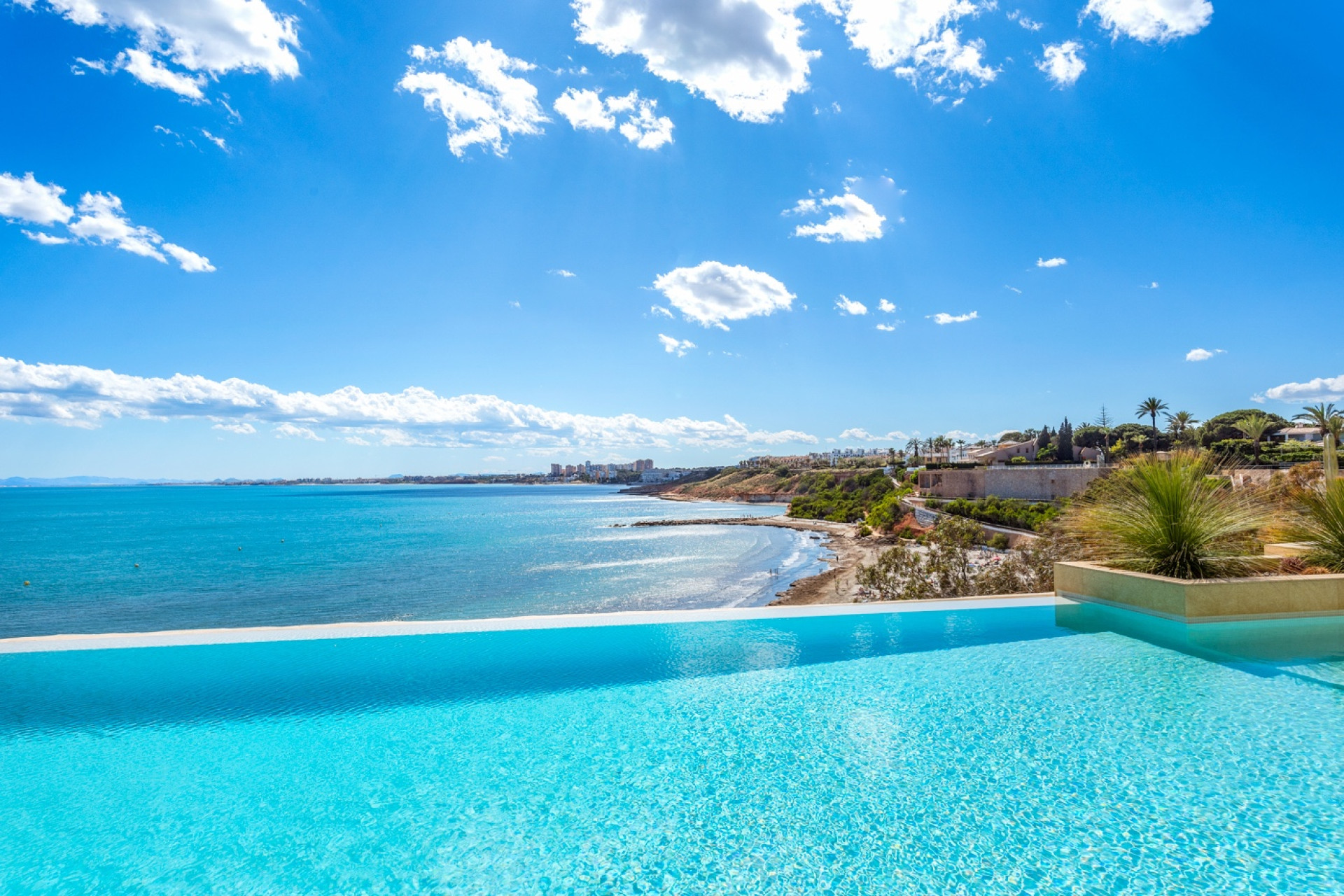 Resale - Villa - Orihuela Costa - Cabo Roig