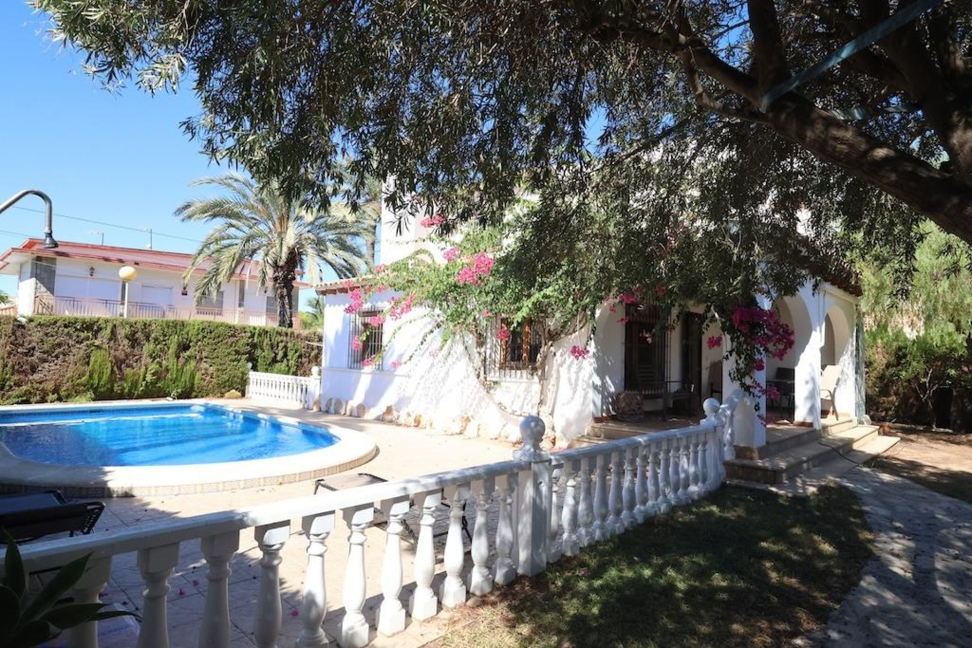 Resale - Villa - Orihuela Costa - Cabo Roig