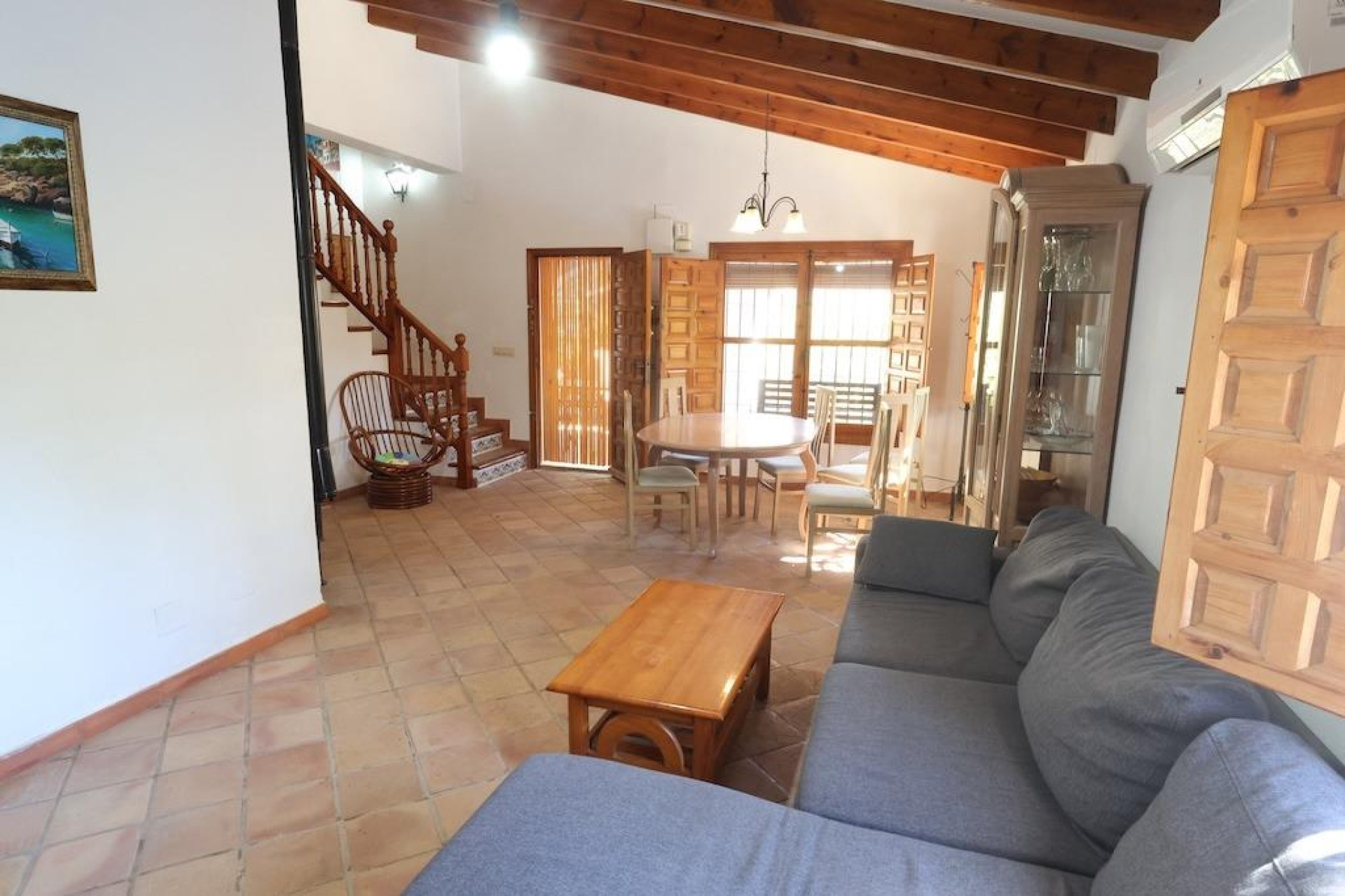 Resale - Villa - Orihuela Costa - Cabo Roig