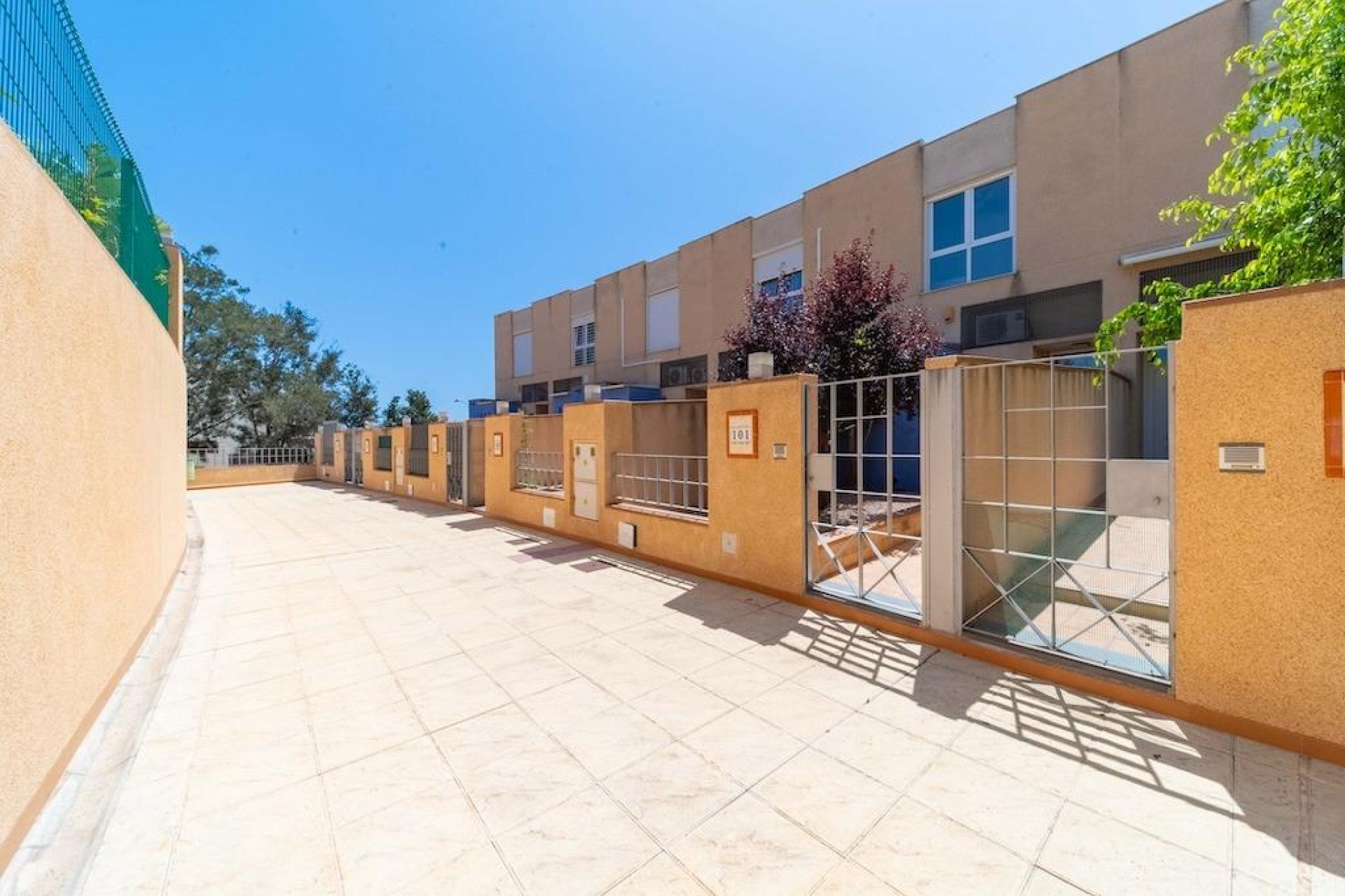 Resale - Villa - Orihuela Costa - Campoamor