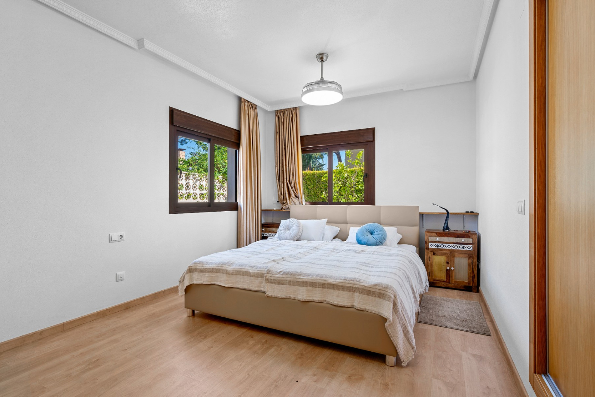 Resale - Villa - Orihuela Costa - Dehesa de campoamor