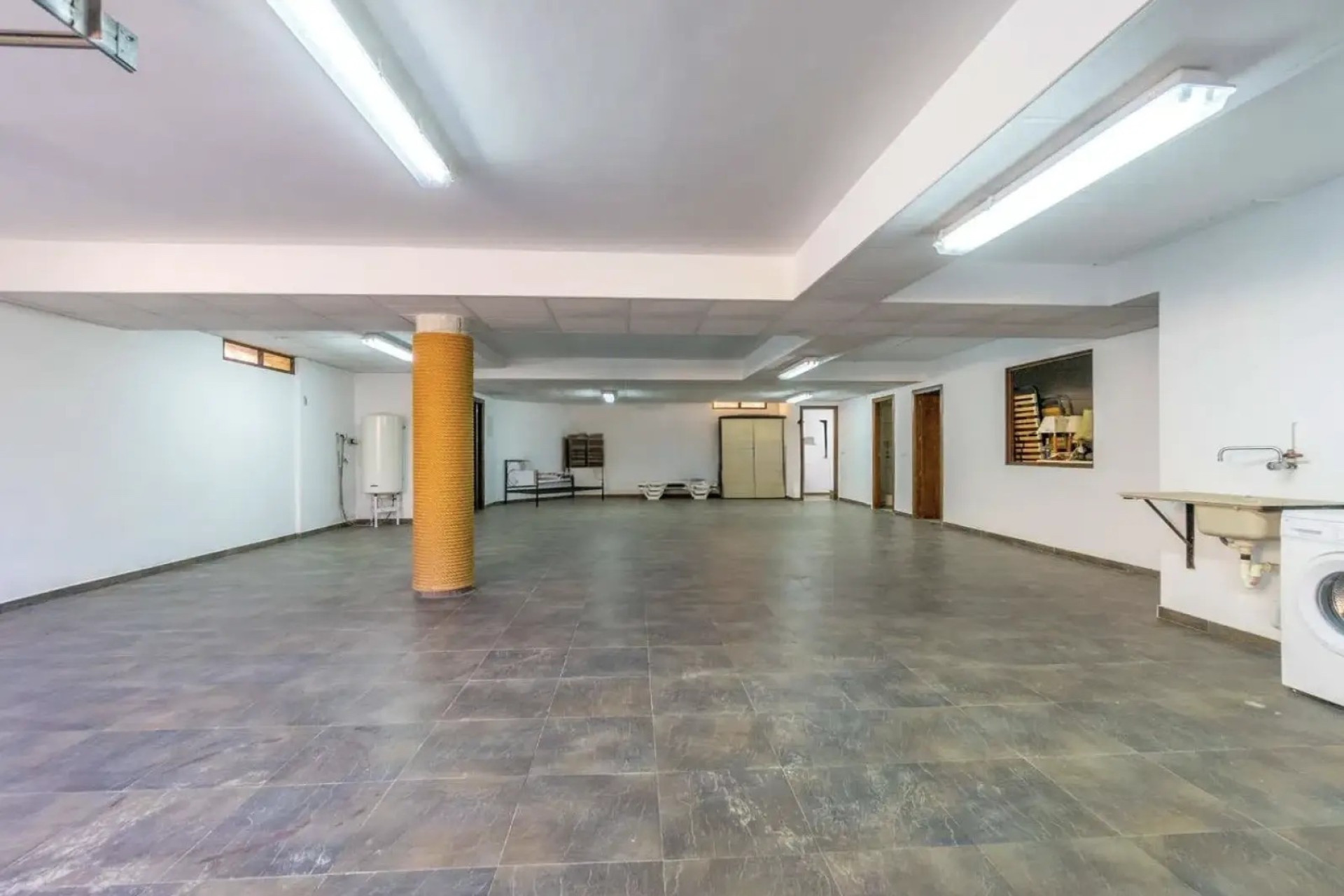 Resale - Villa - Orihuela Costa - La Zenia