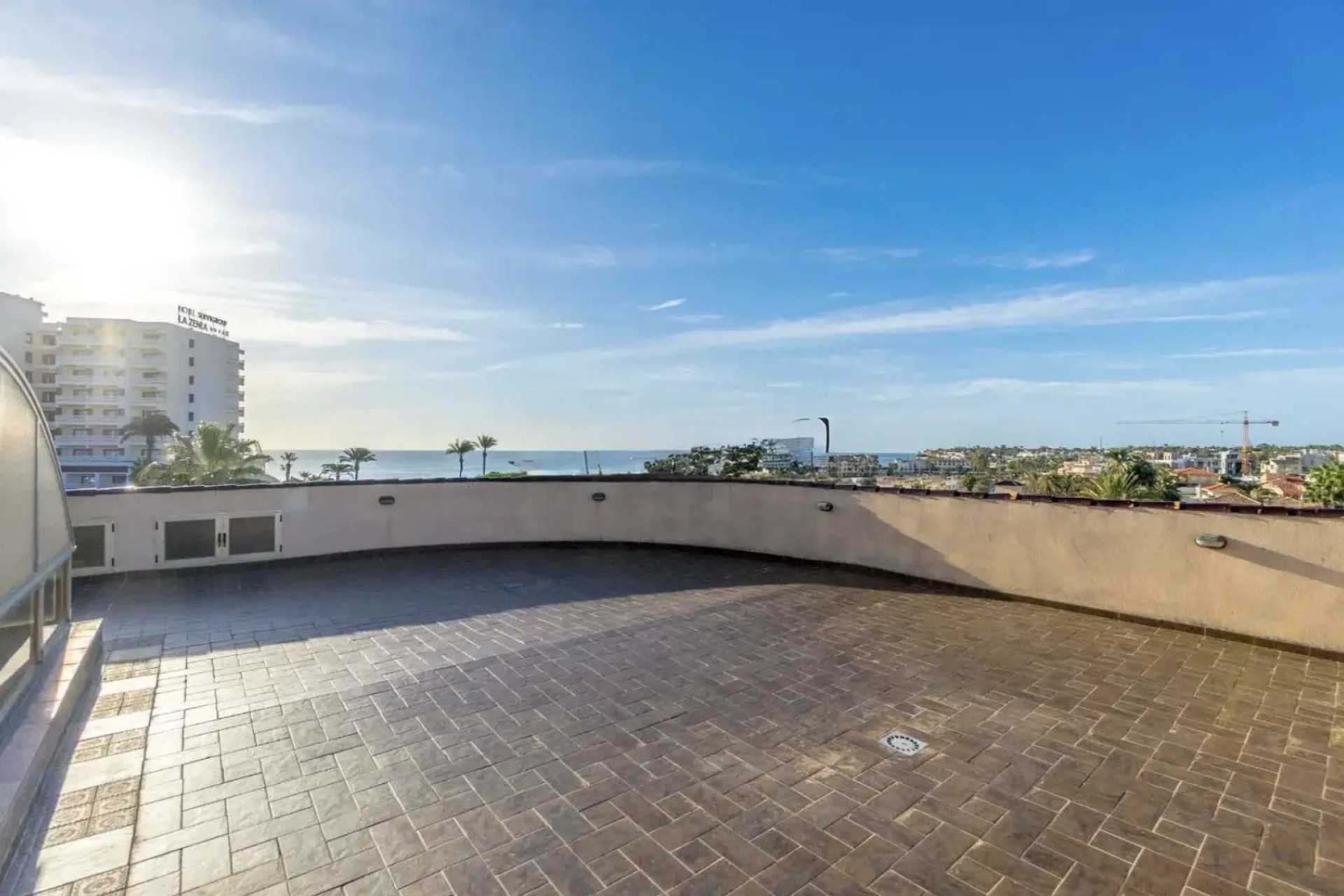 Resale - Villa - Orihuela Costa - La Zenia