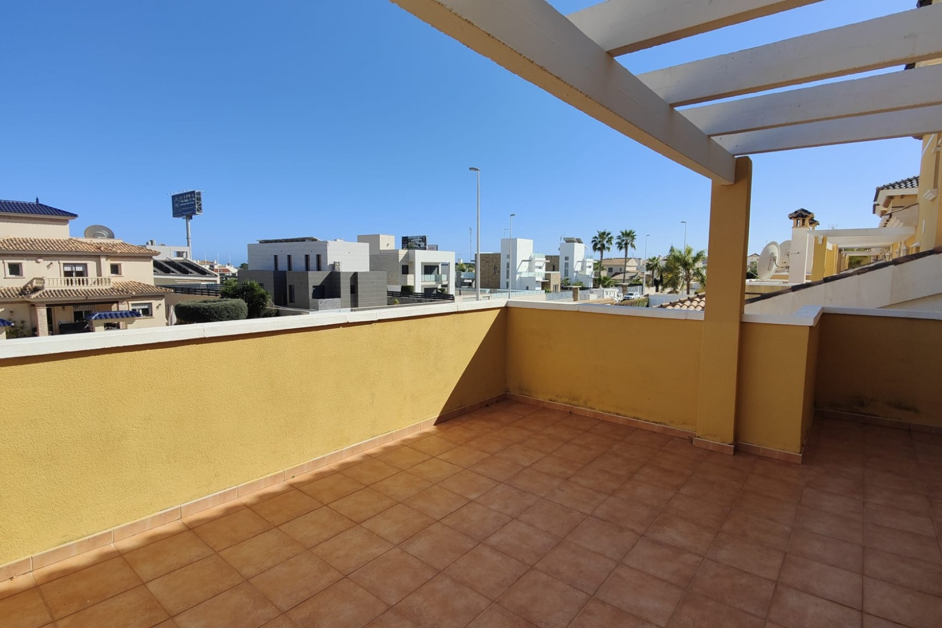 Resale - Villa - Orihuela Costa - La Zenia