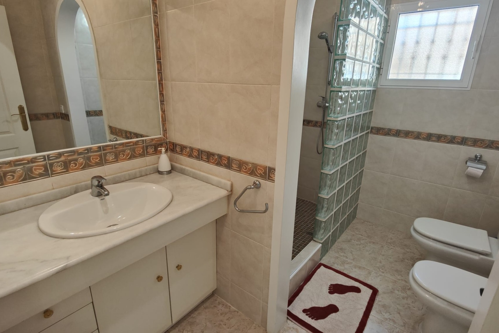 Resale - Villa - Orihuela Costa - La Zenia