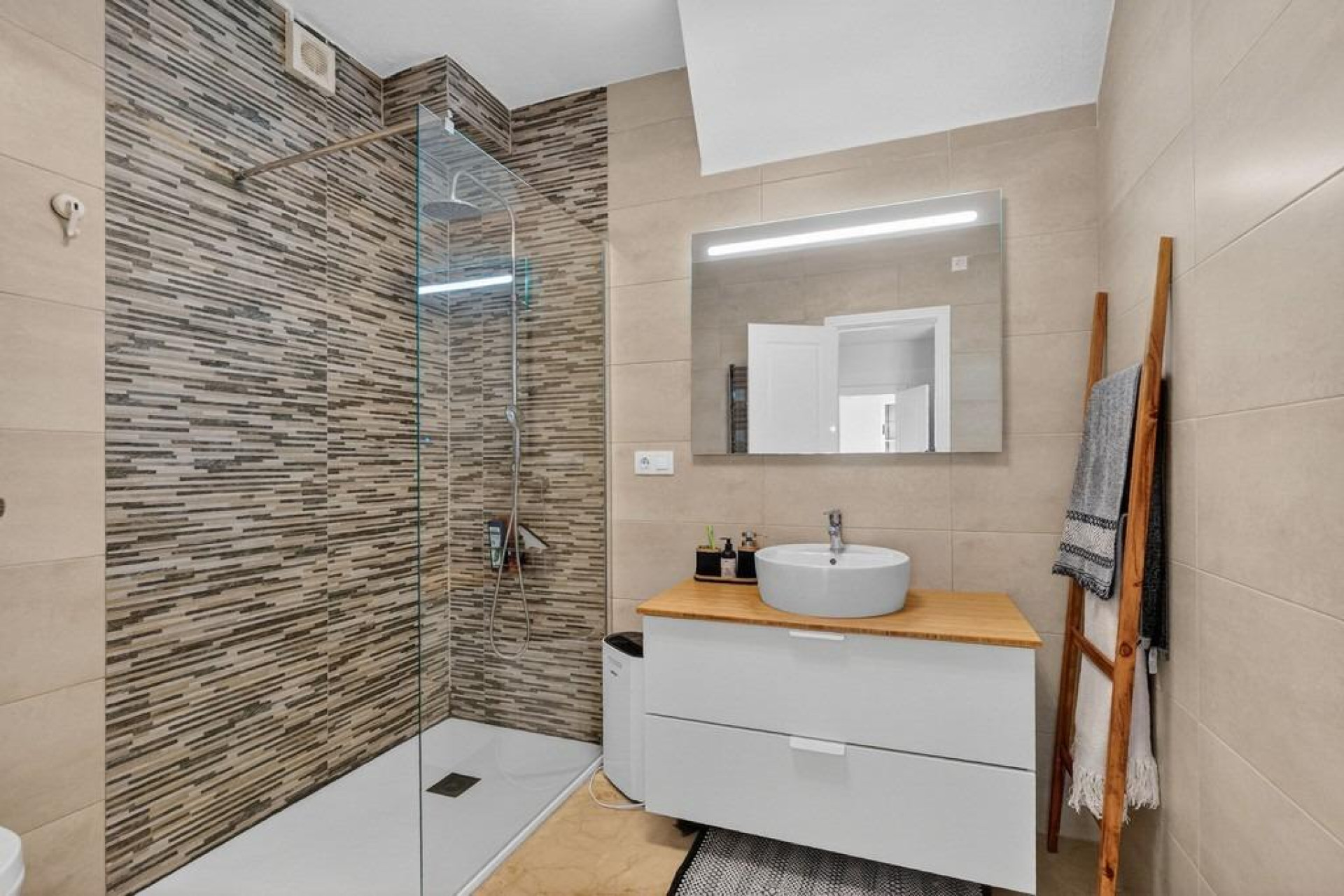 Resale - Villa - Orihuela Costa - Las Ramblas