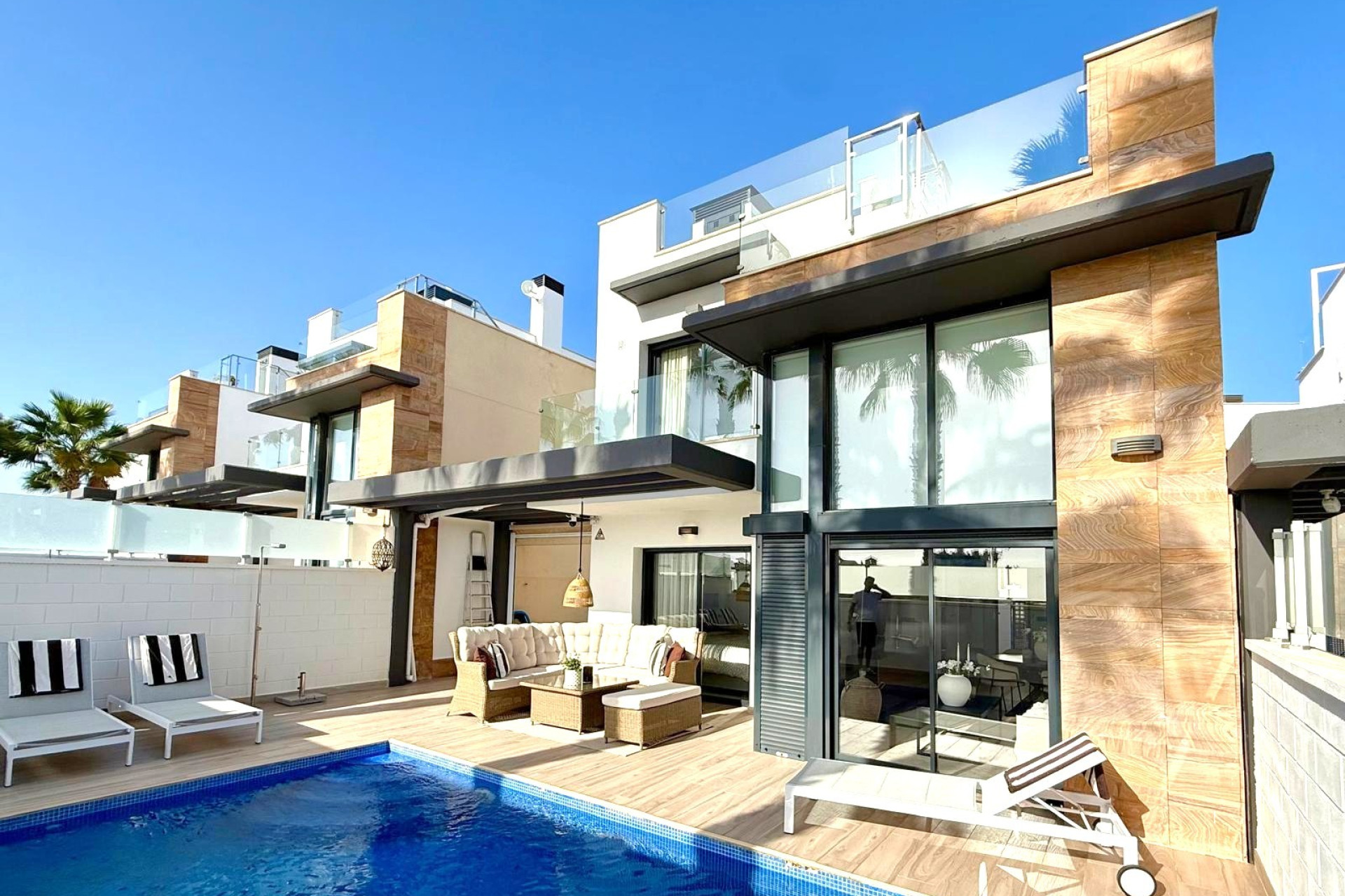 Resale - Villa - Orihuela Costa - Lomas de Cabo Roig