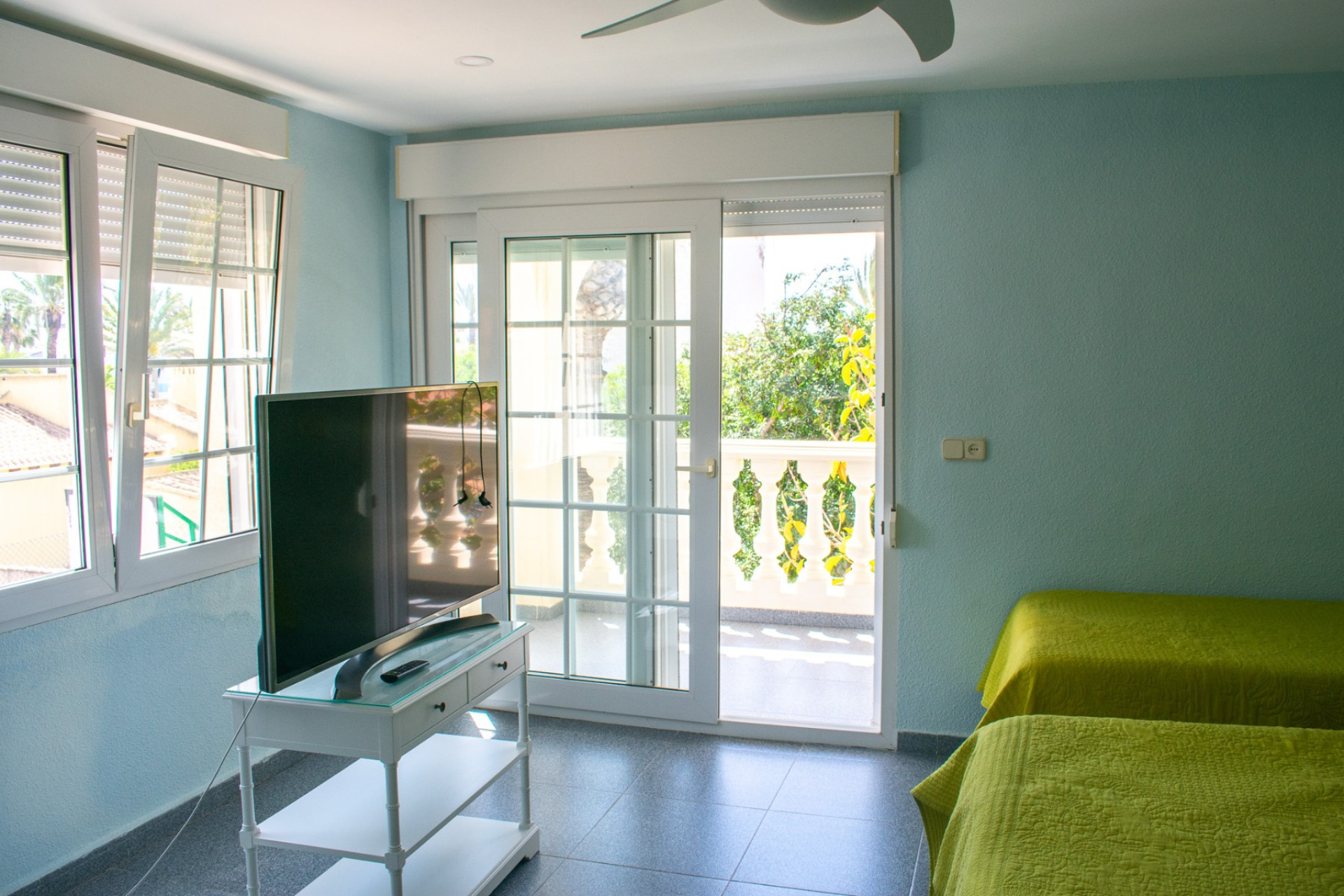 Resale - Villa - Orihuela Costa - MUY CERCA DE LA PLAYA