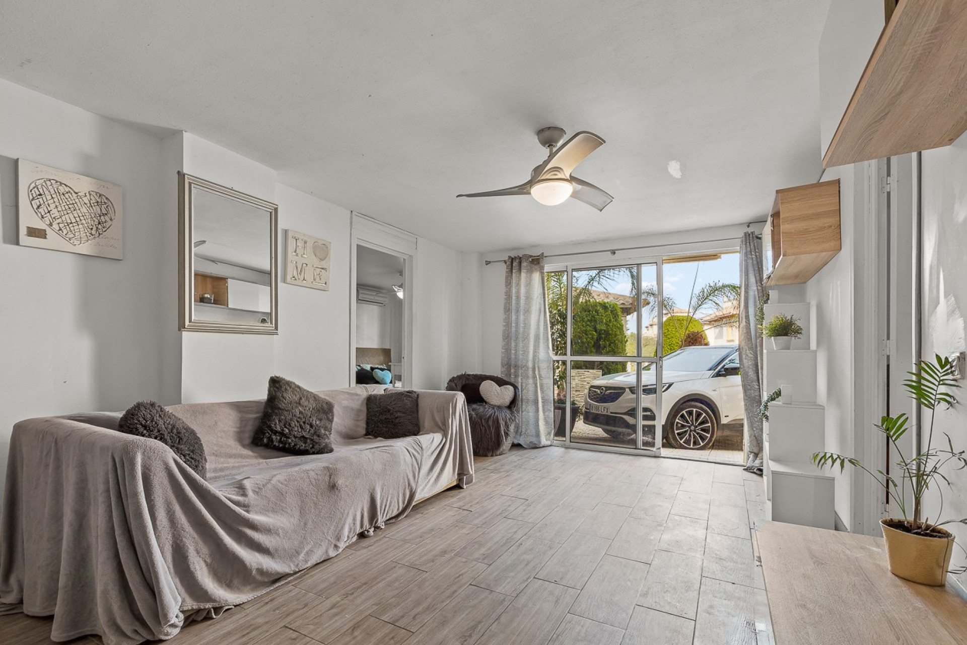 Resale - Villa - Orihuela Costa - Playa Flamenca