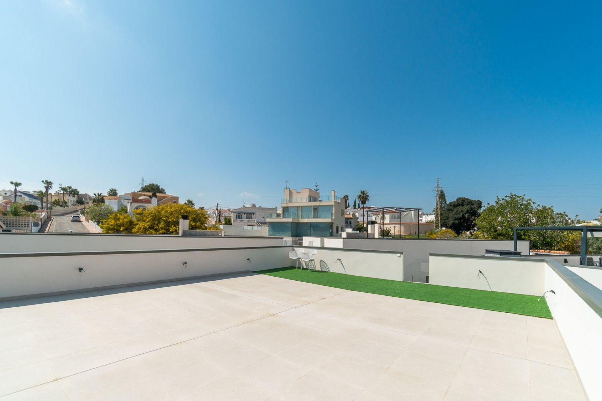 Resale - Villa - Orihuela Costa - Villamartin Golf