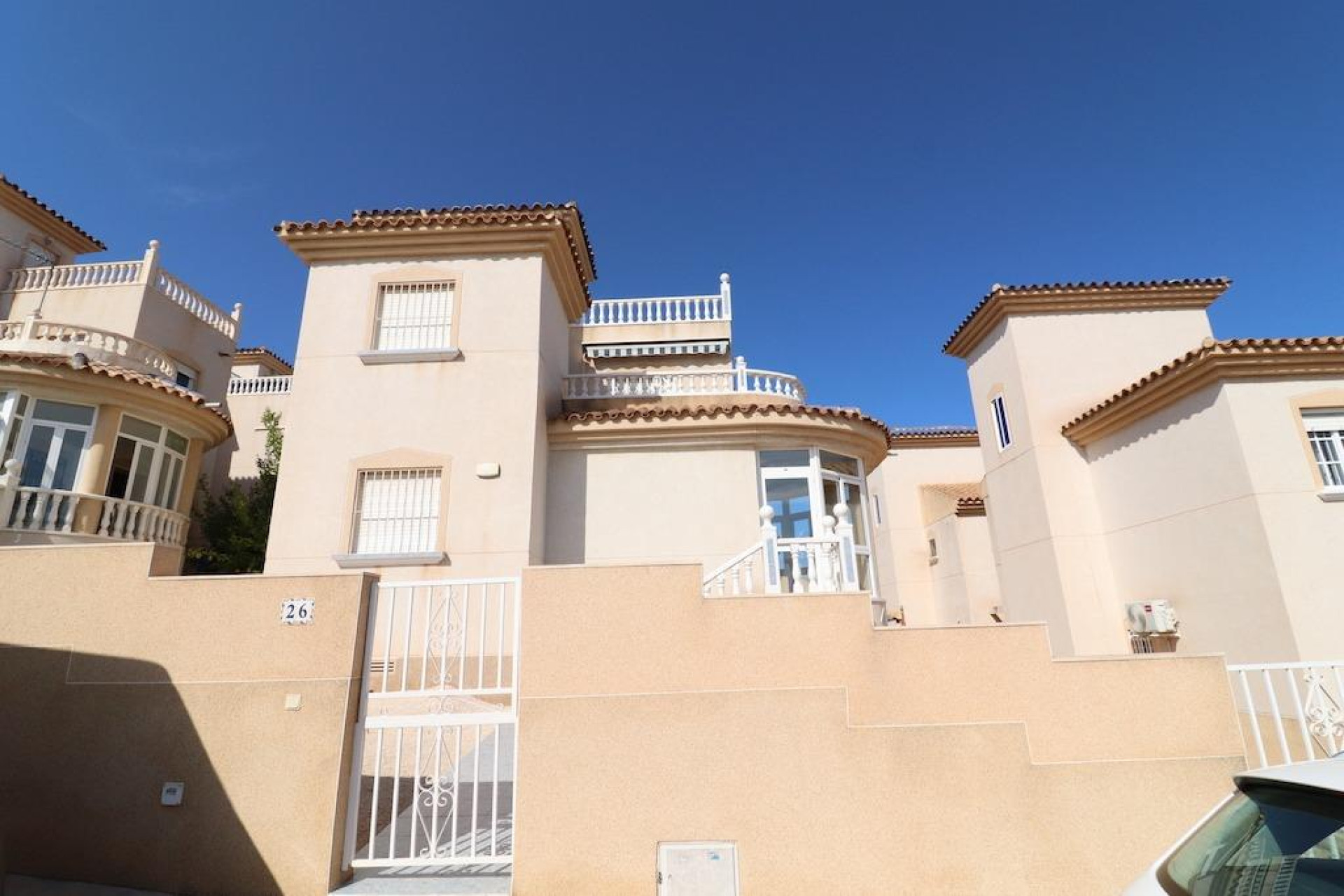 Resale - Villa - Orihuela Costa - Villamartín