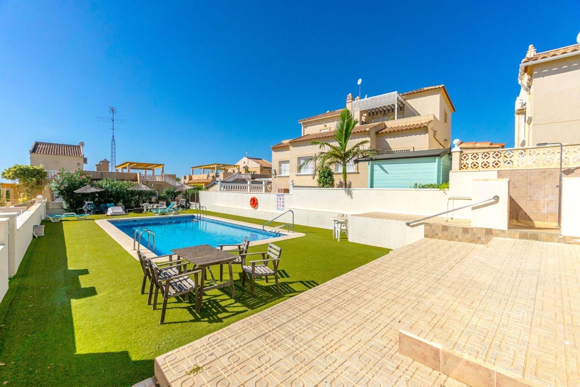 Resale - Villa - Orihuela Costa - Villamartín